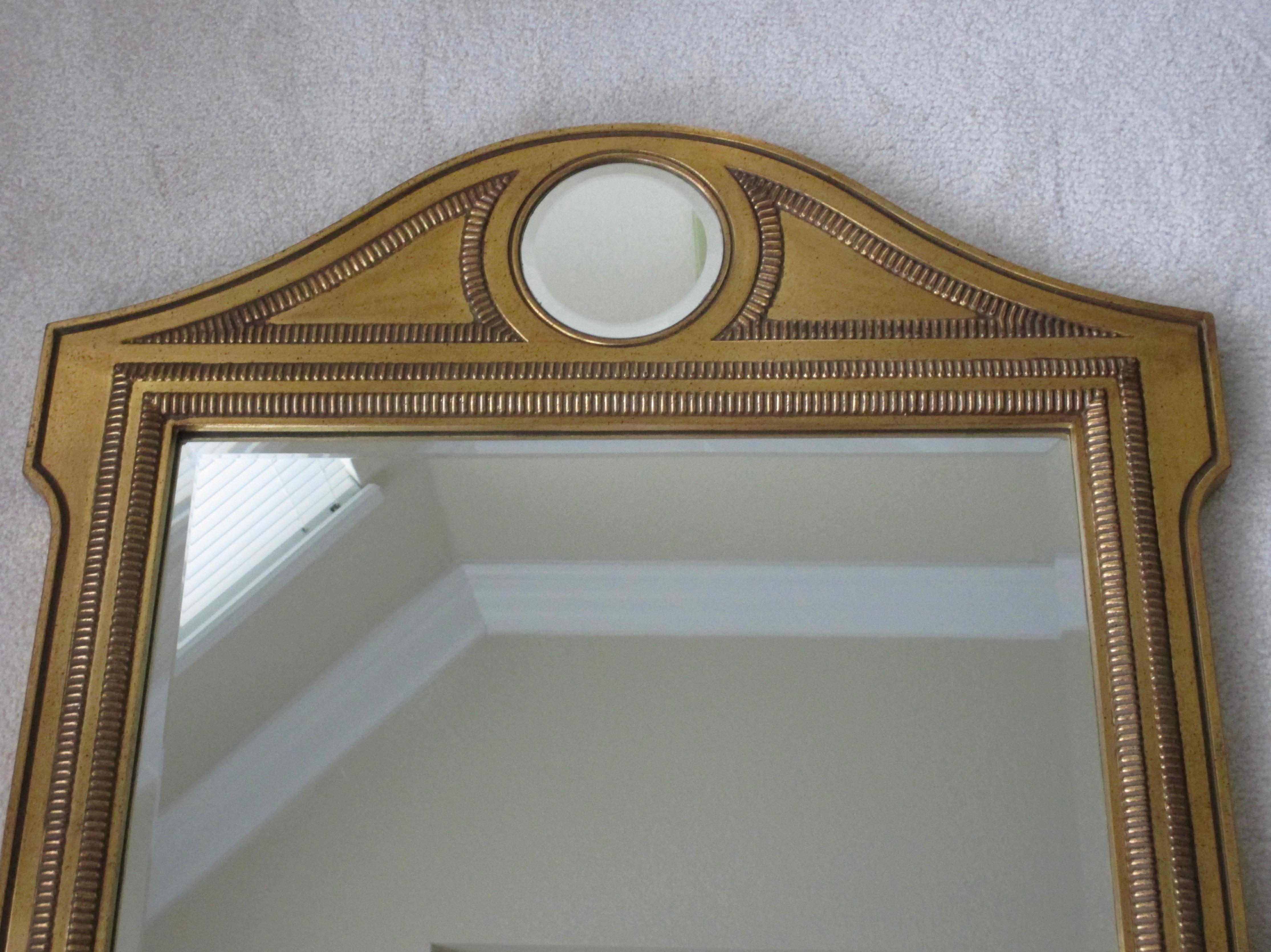 Miroir décoratif doré vintage en vente 2