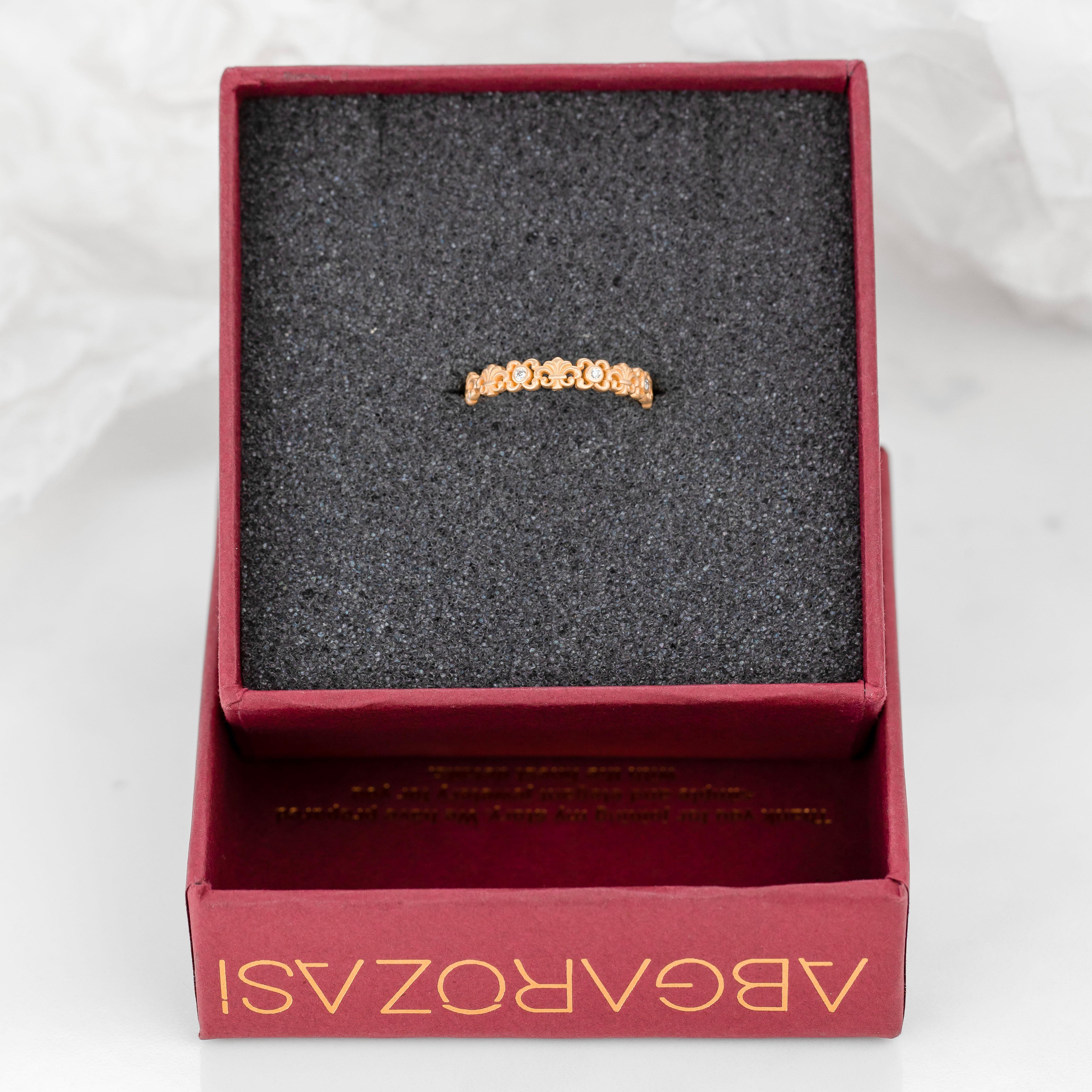 Vintage Gold Diamond Engagement Ring 0.10 ct For Sale 5