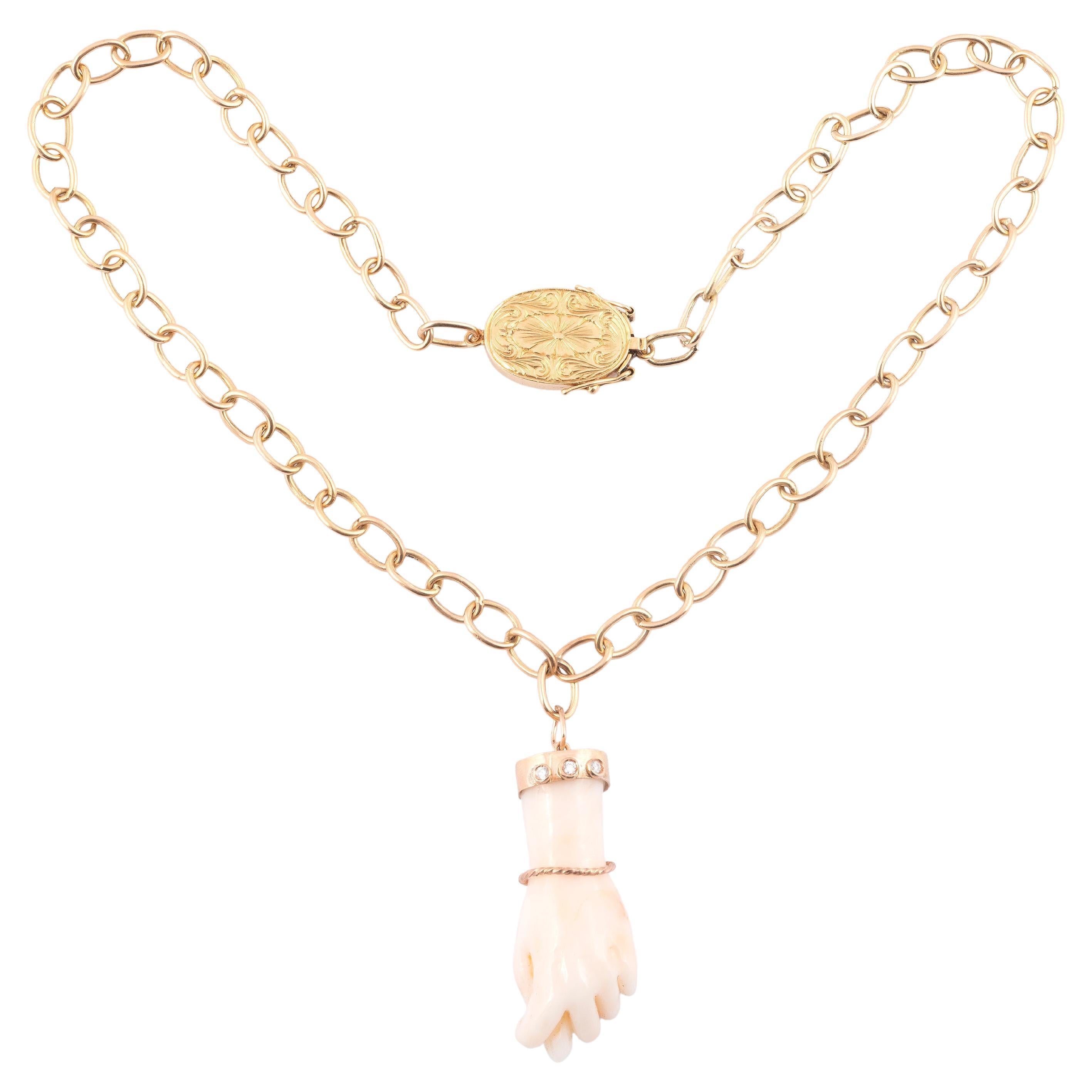 Gold-Diamanten- und Korallen-Figa-Anhänger