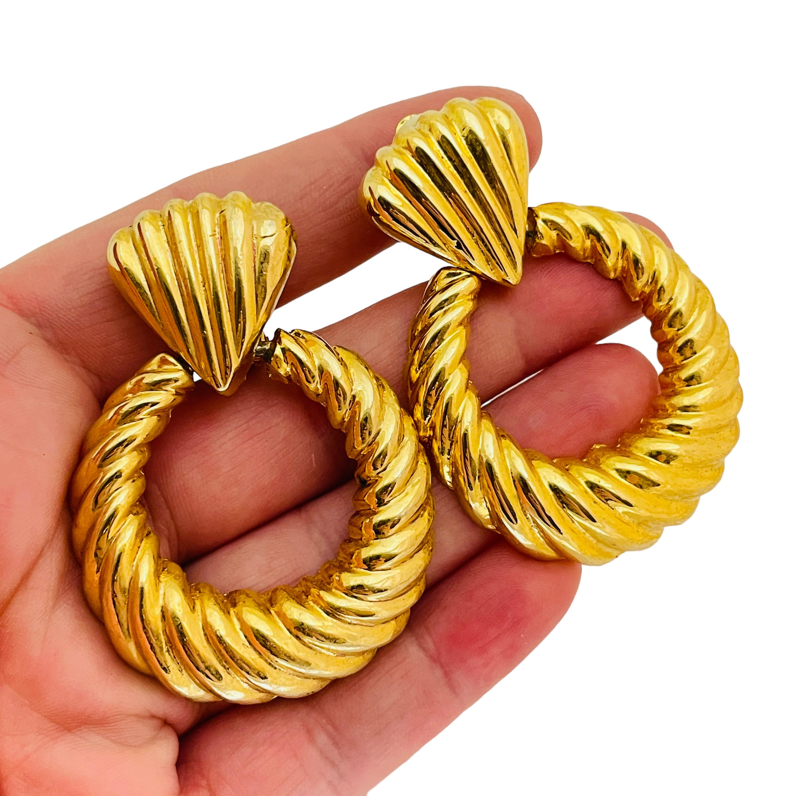 Women's Vintage gold door knocker designer runway clip on earrings For Sale