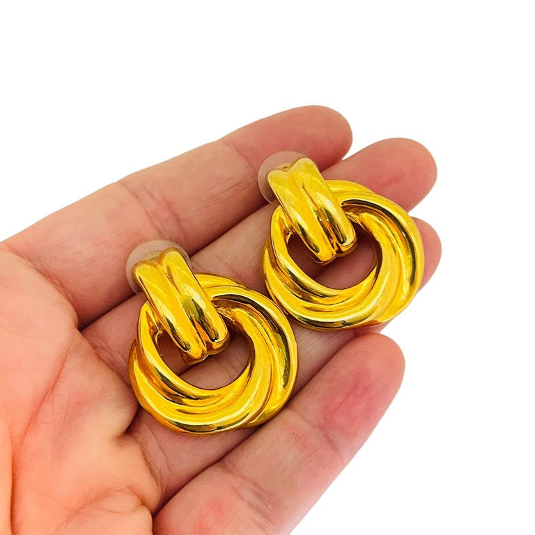 Vintage gold door knocker designer runway pierced earrings For Sale at