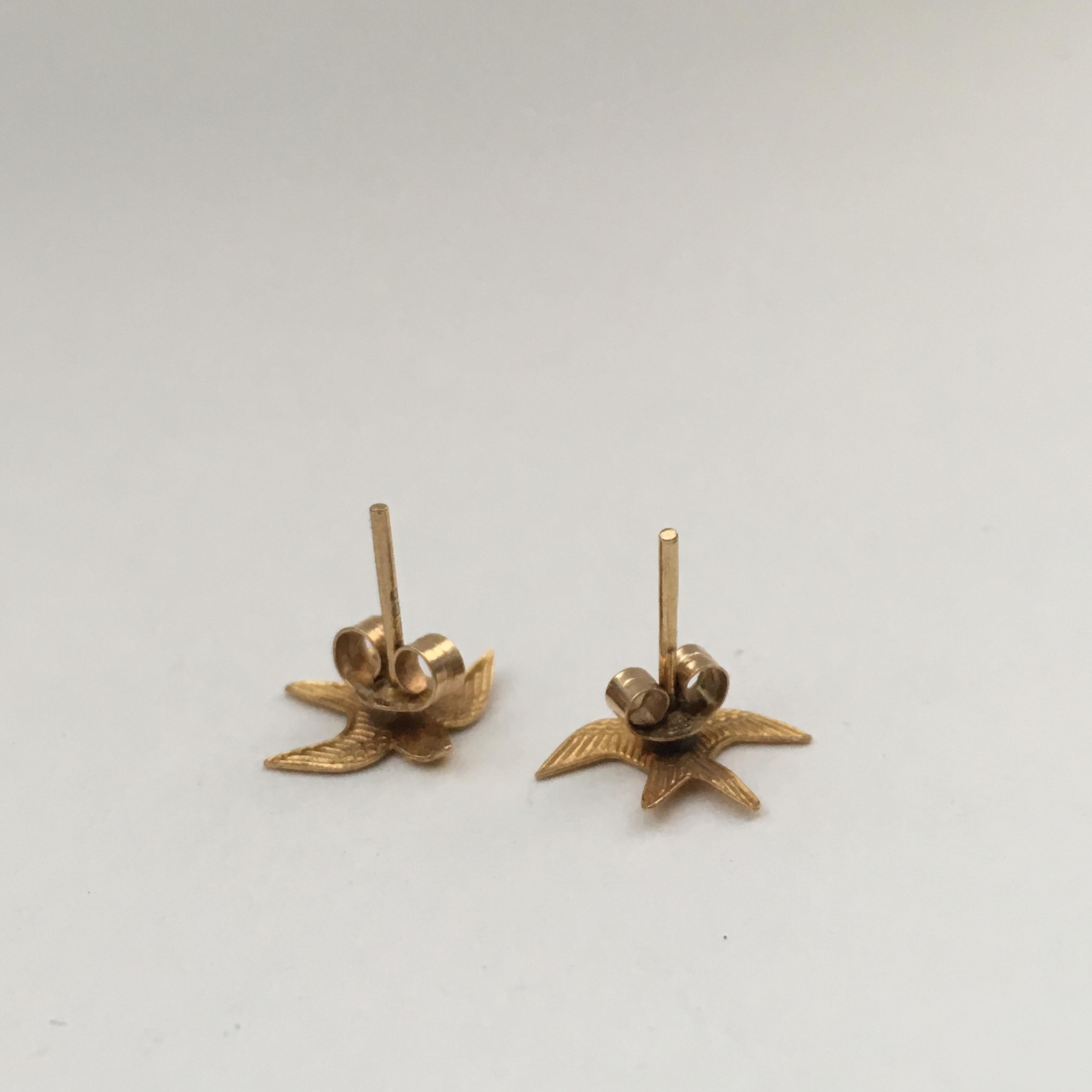 old gold earrings