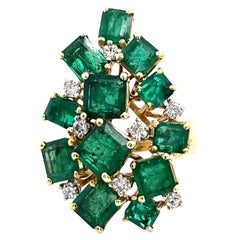 Vintage Gold Smaragd
Diamant Kleid Ring - 6,90ct Smaragde
0,30ct Diamanten