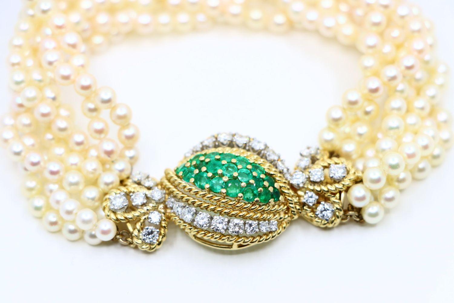Women's or Men's Vintage Gold Emerald Diamond Muti-Stand Pearl Bracelet For Sale