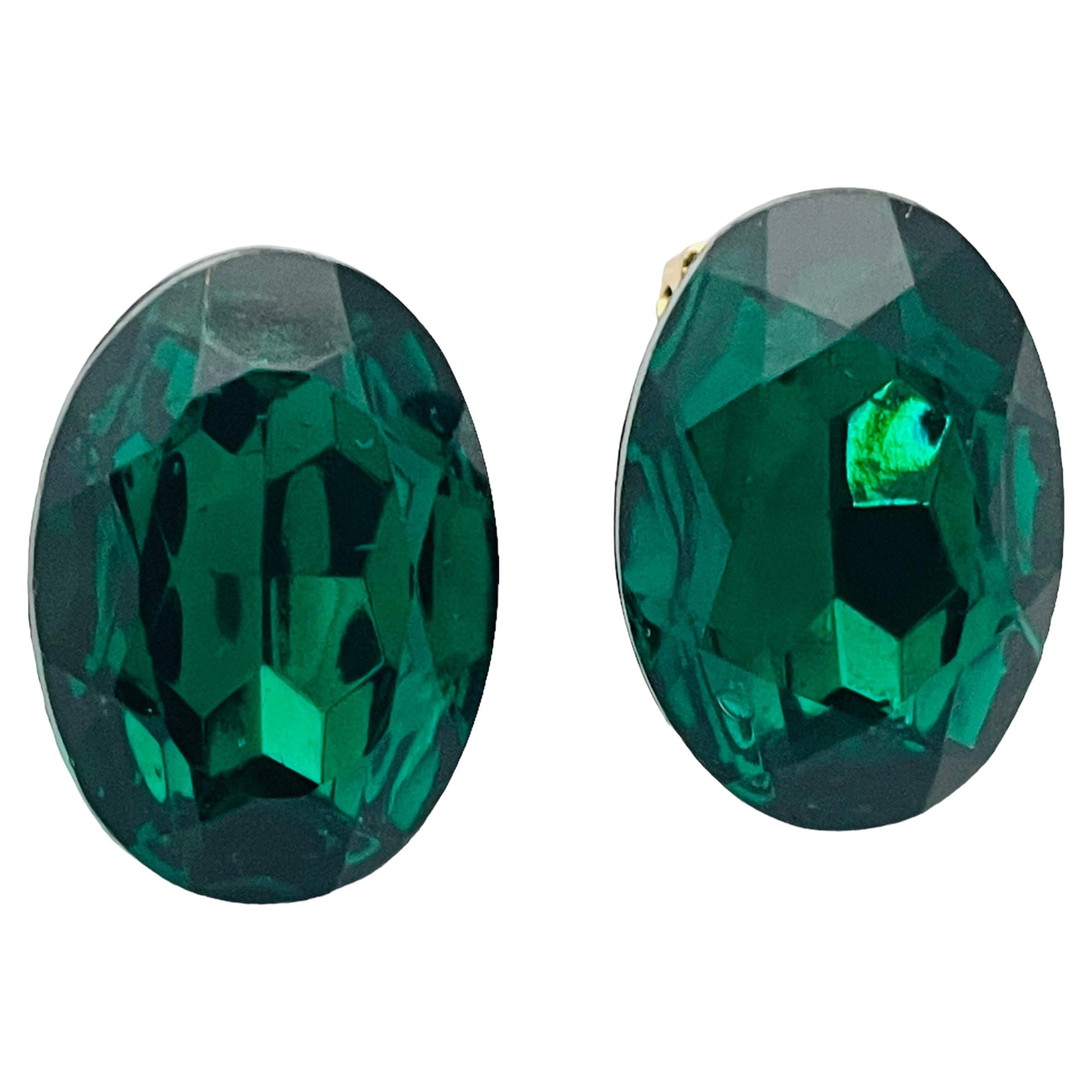 Vintage gold emerald green glass designer runway clip on earrings For Sale