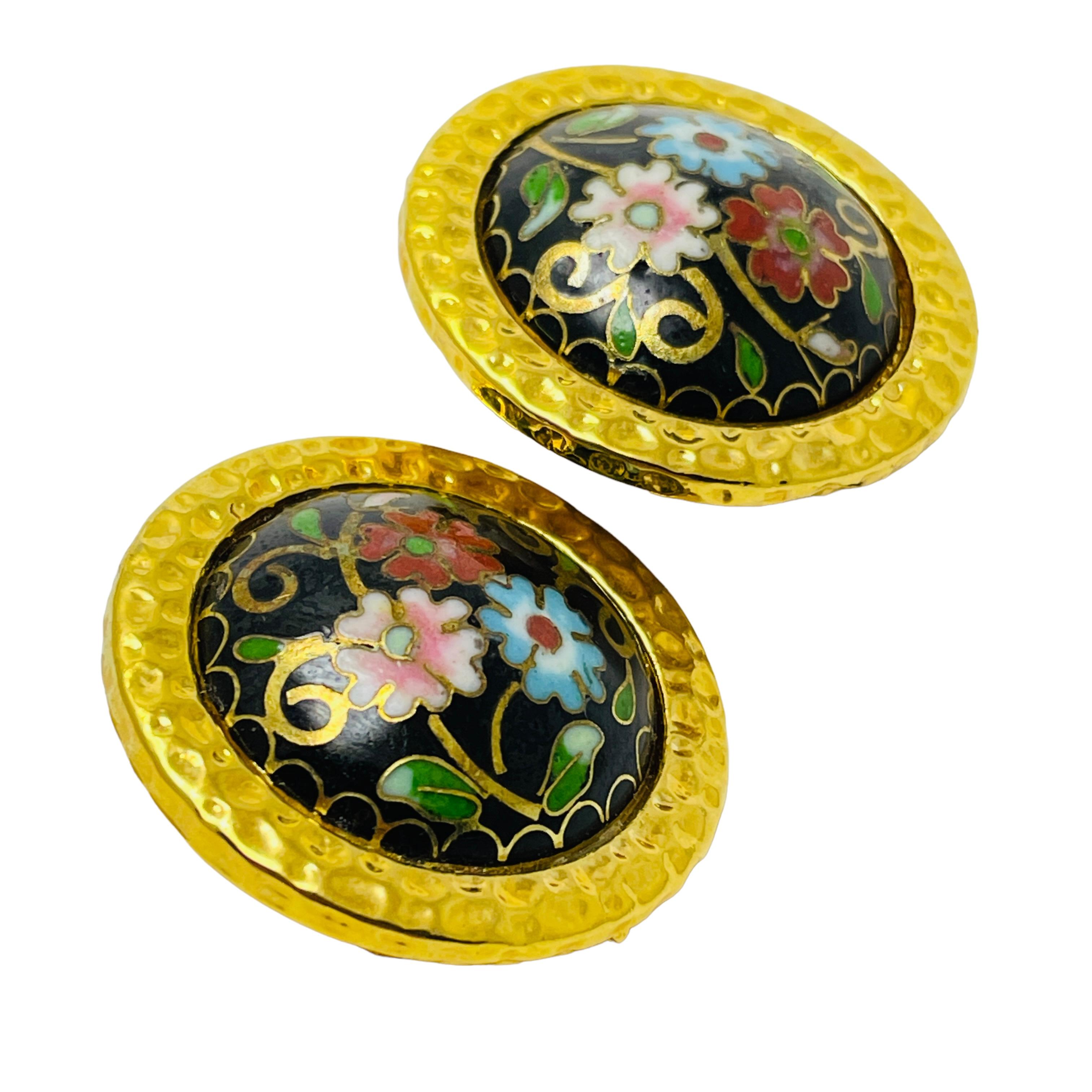 Women's or Men's Vintage gold enamel cloisonné flower designer clip on earrings For Sale