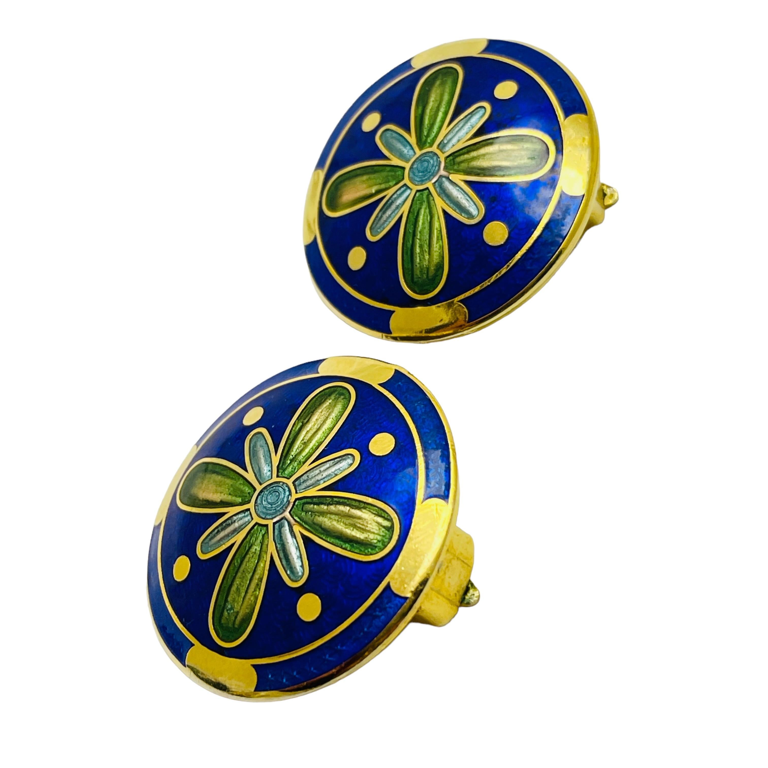 Women's or Men's Vintage gold enamel cloisonné flower designer clip on earrings For Sale