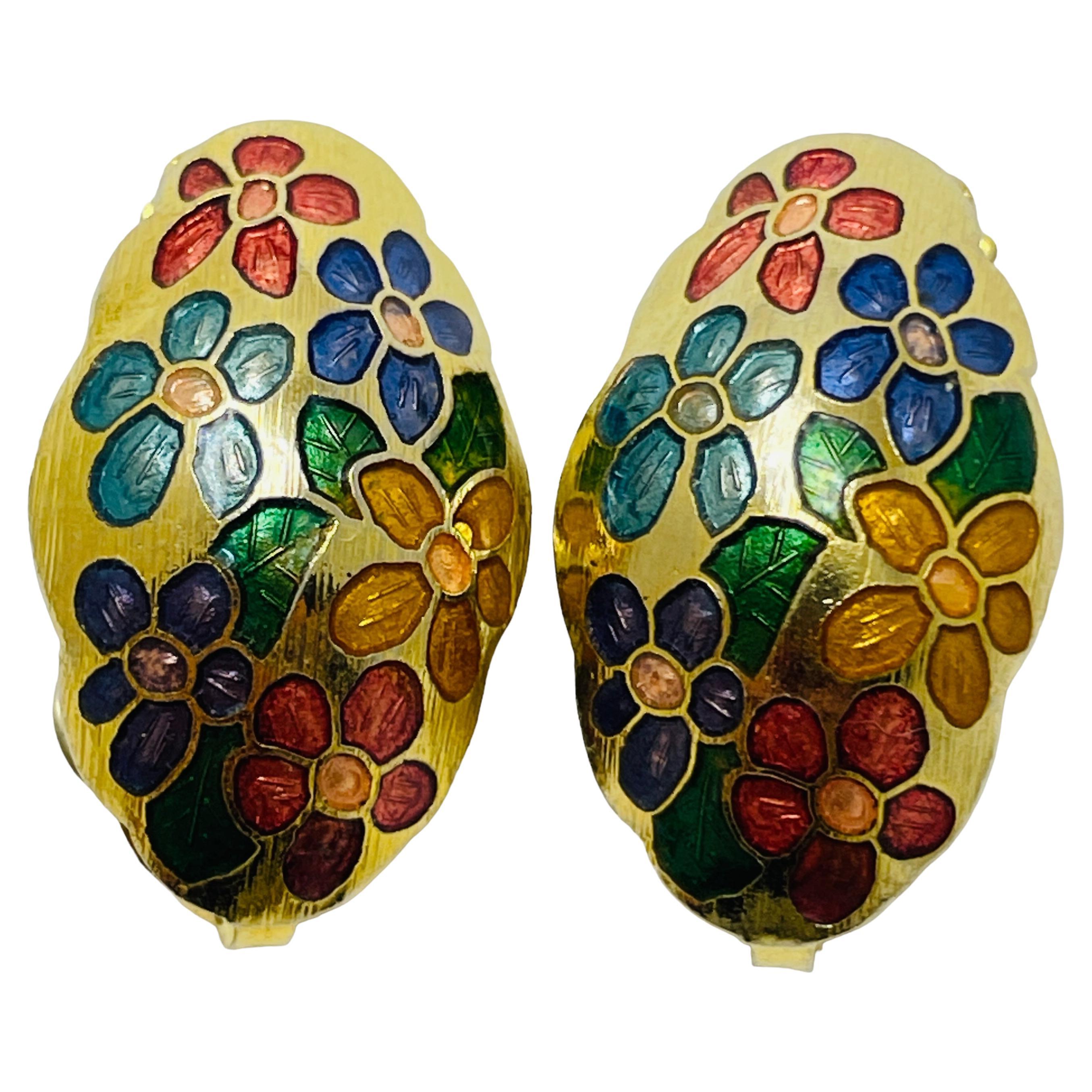 Vintage gold enamel cloisonné flower designer clip on earrings For Sale