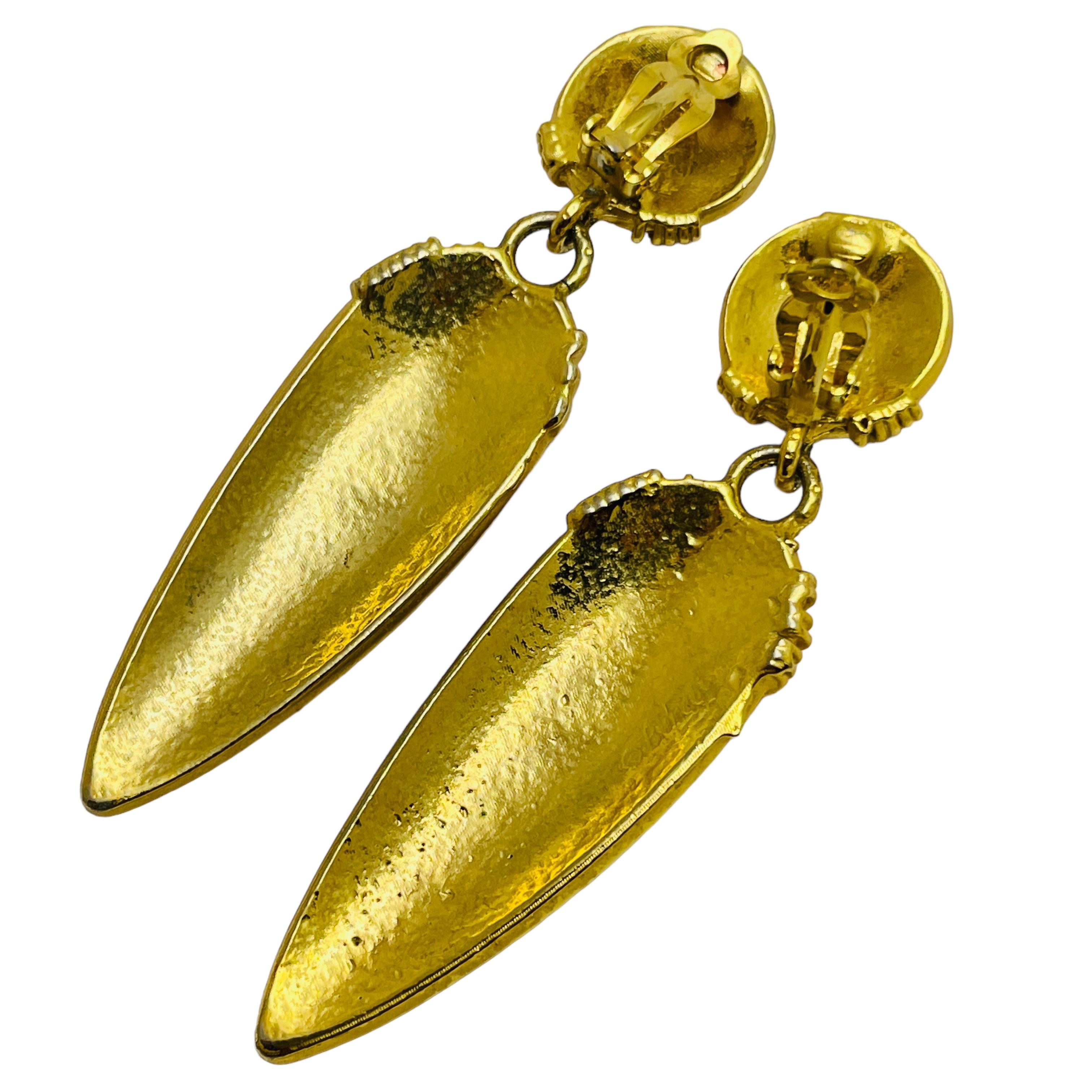 Pendientes de clip de diseño con esmalte dorado vintage en Bueno estado para la venta en Palos Hills, IL