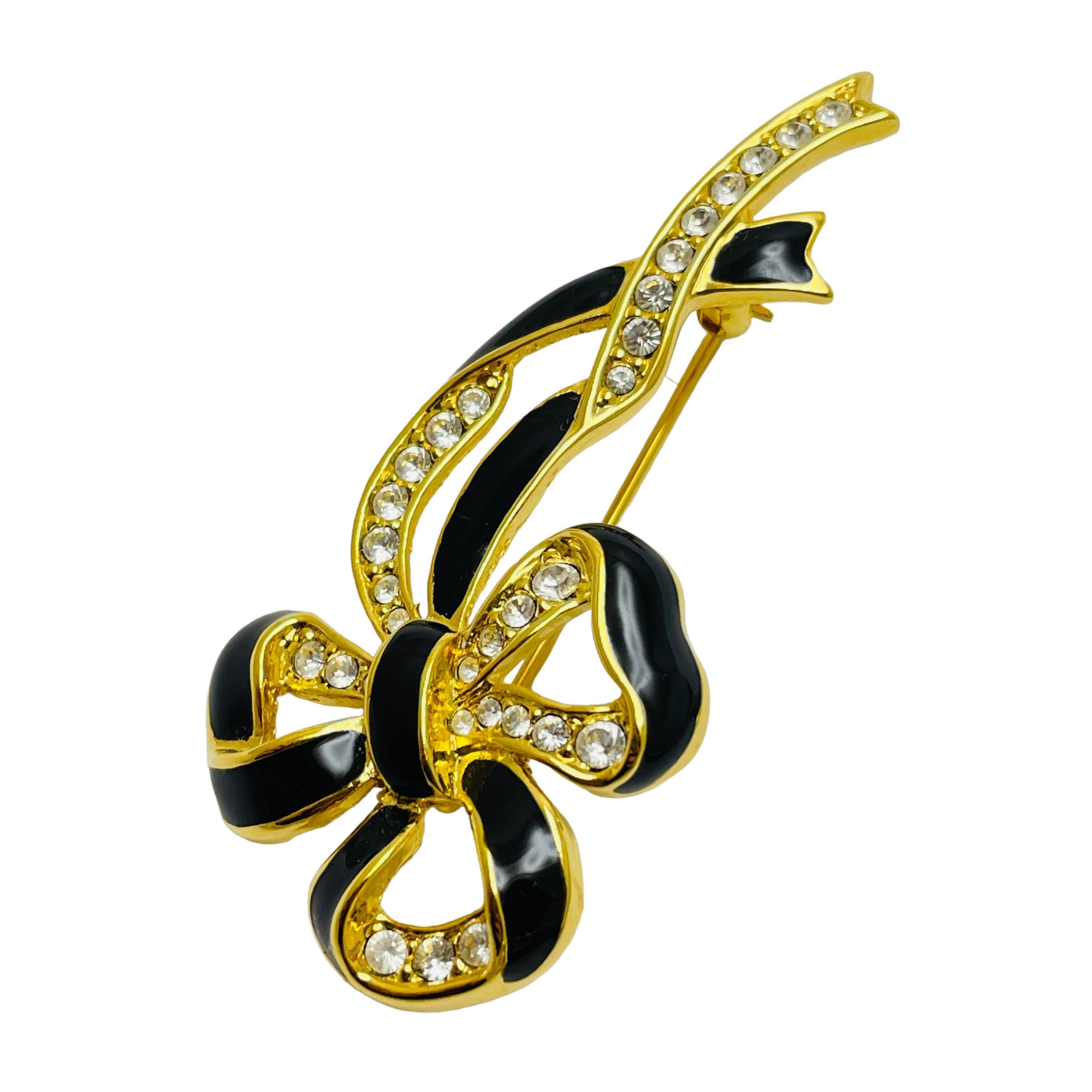 Women's or Men's Vintage gold enamel rhinestone bow brooch For Sale