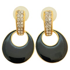 Boucles d'oreilles vintage de créateur en or et émail avec strass et pendants