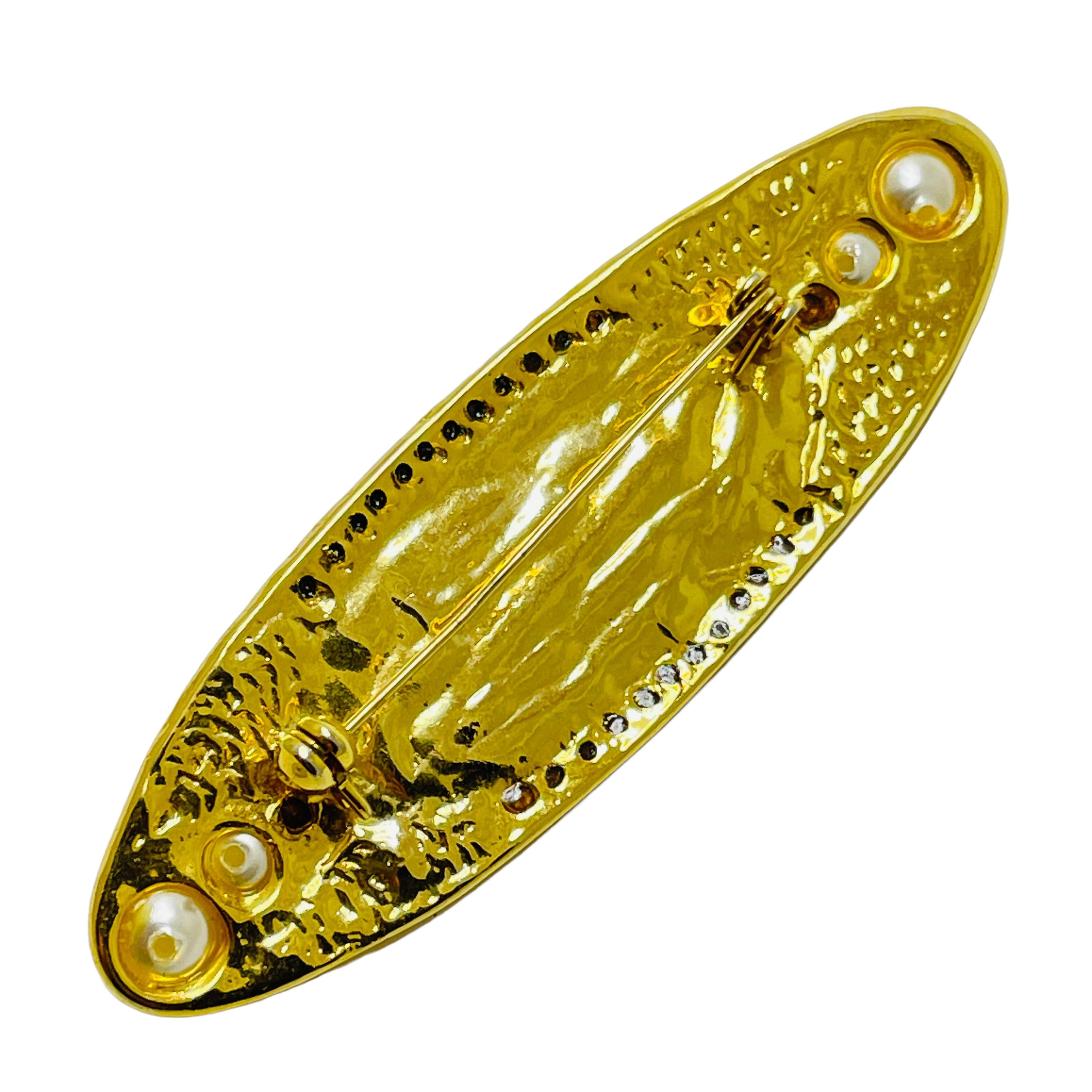 Vintage gold enamel rhinestone designer brooch In Good Condition For Sale In Palos Hills, IL
