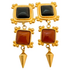 Vintage gold Etruscan glass onyx carnelian designer runway clip on earrings