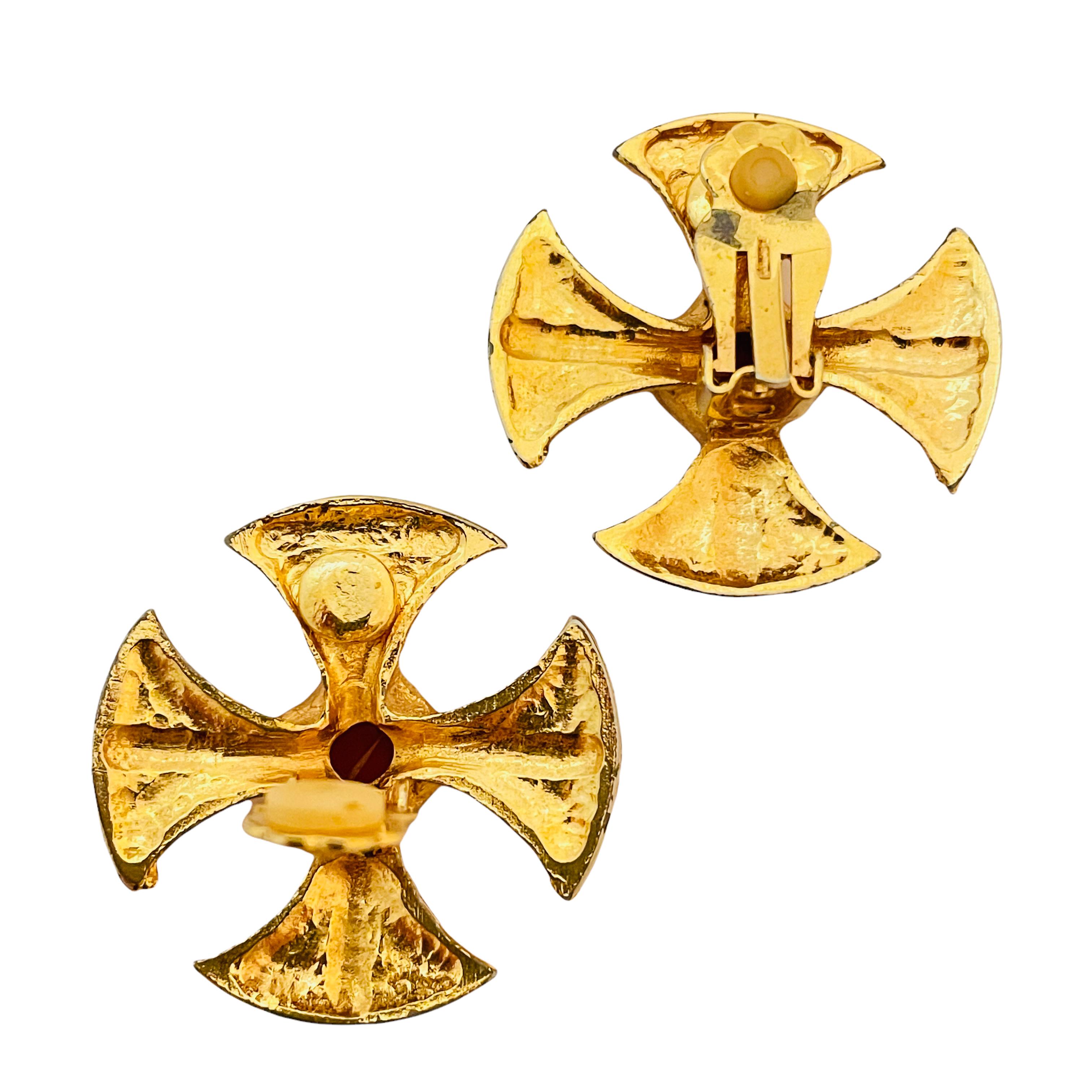 maltese cross designs