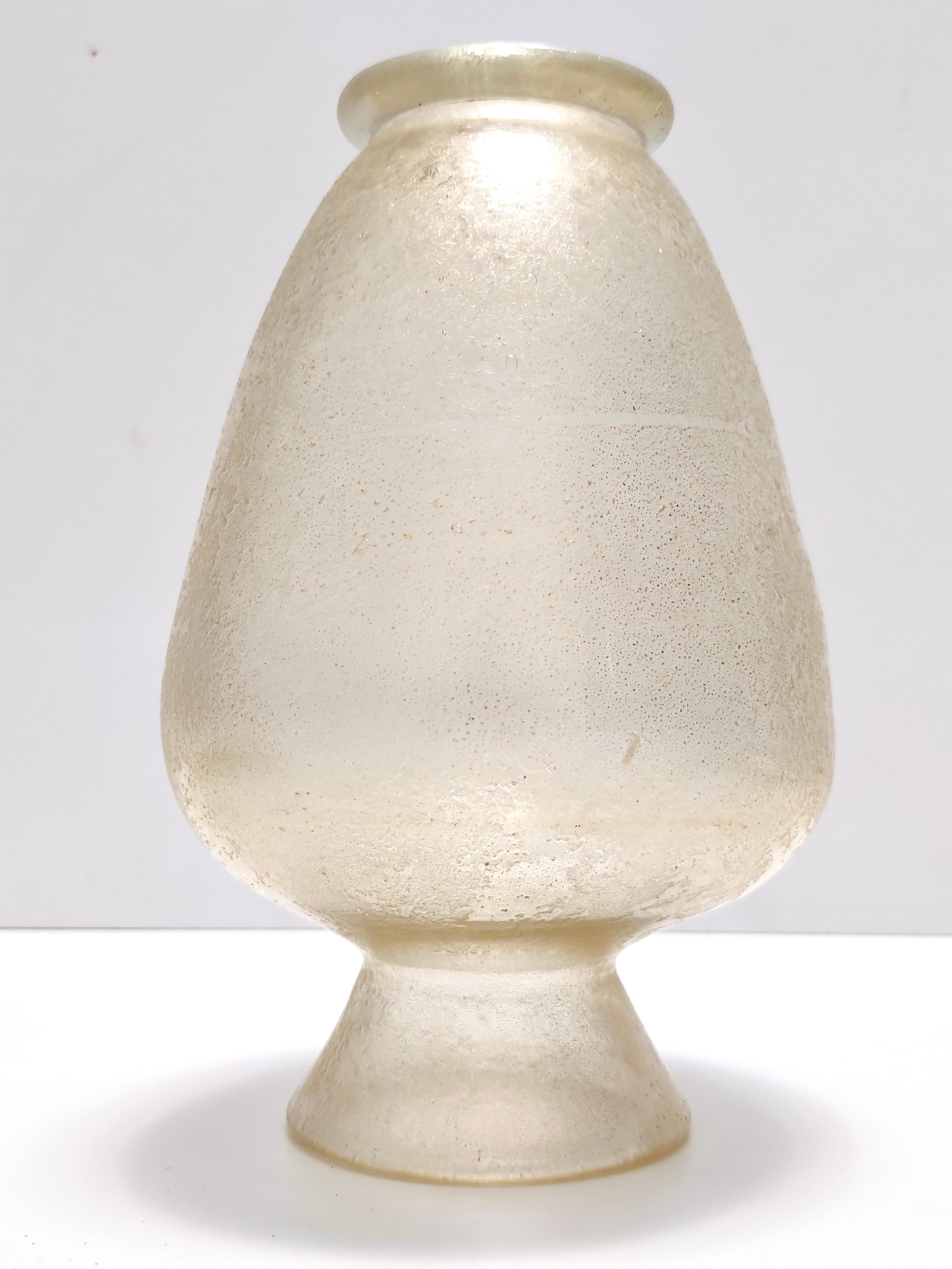 Verre brun Vase amphore vintage en verre de Murano moucheté d'or par Flavio Poli pour Seguso, Italie en vente