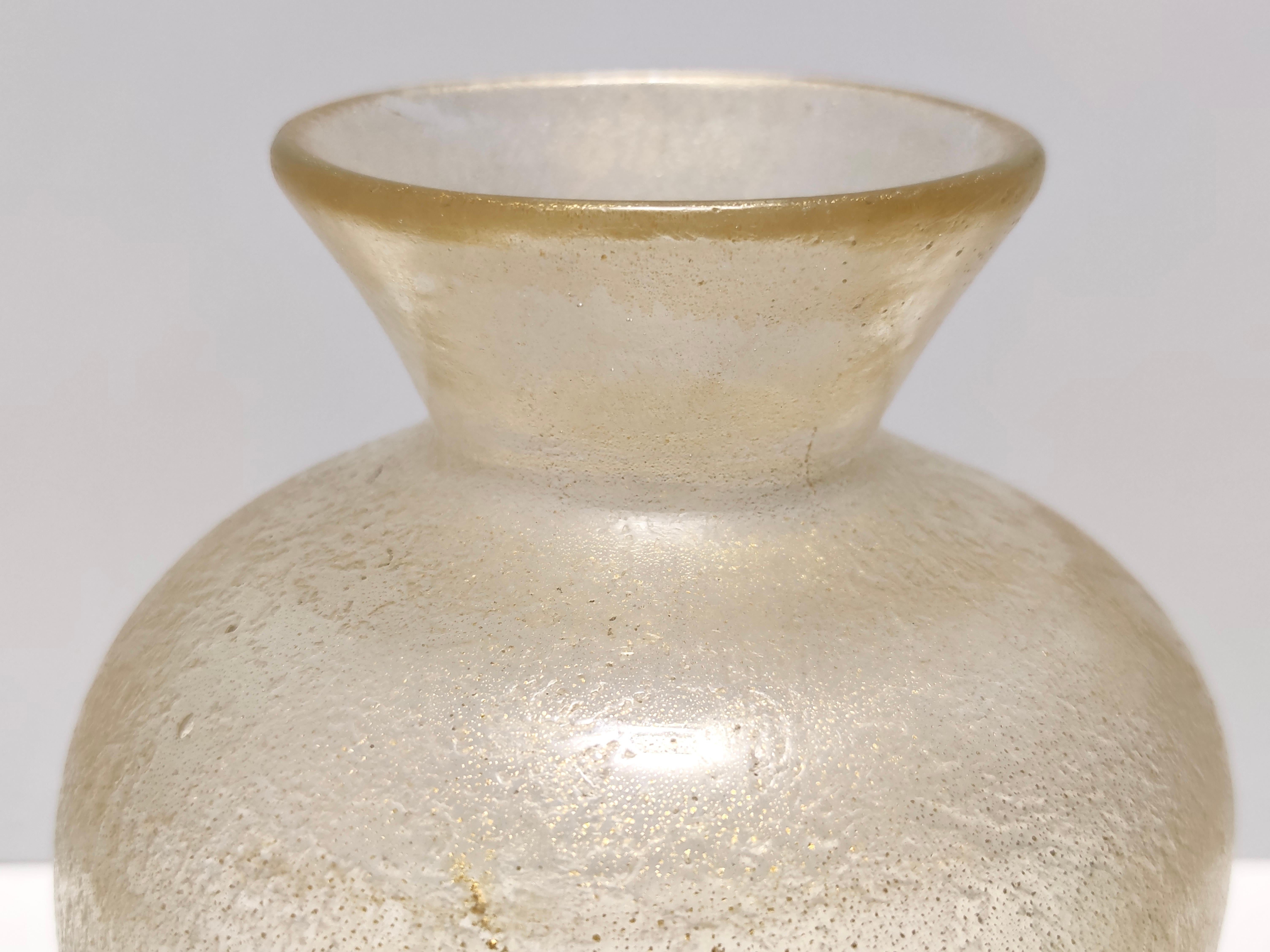 Vintage Gold Flecked Murano Glass Amphora Vase by Flavio Poli for Seguso, Italy For Sale 1