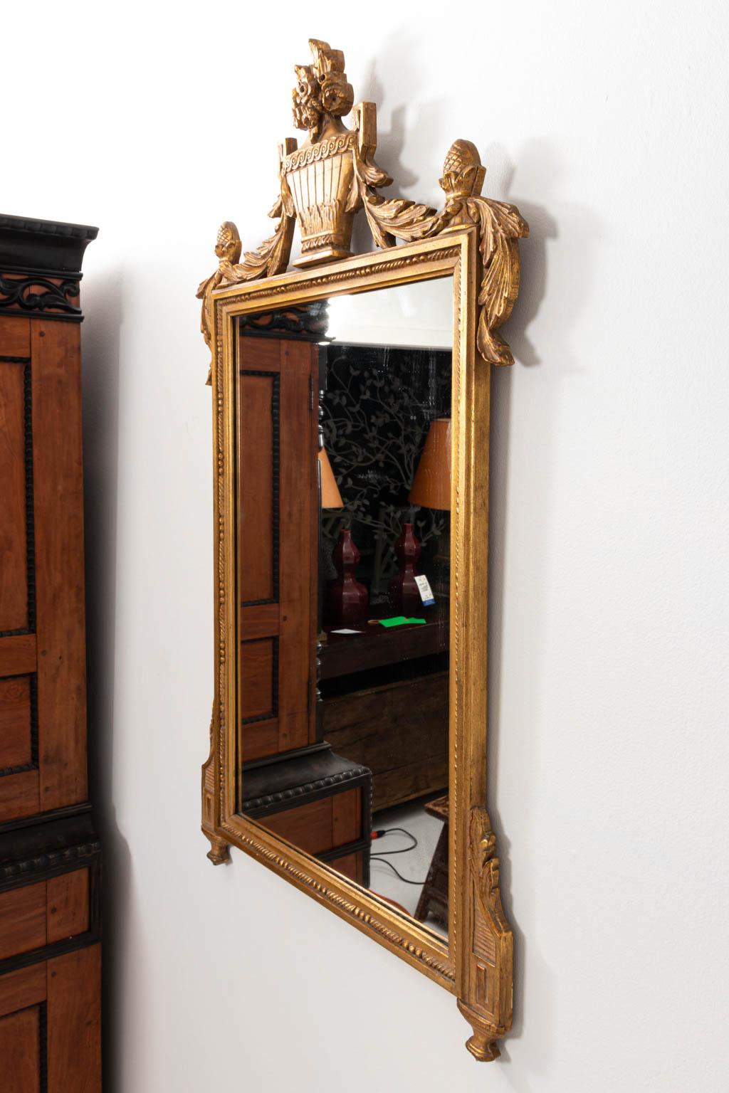 20th Century Vintage Gold Gilded Rectangular Carved Mirror For Sale