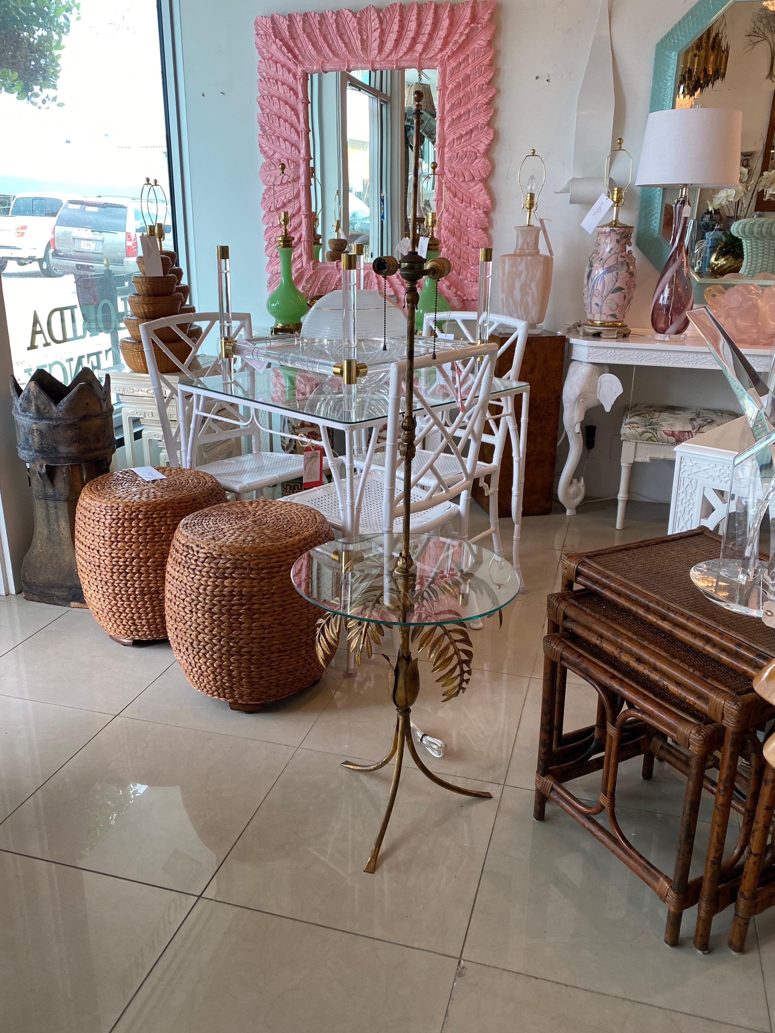 Mid-20th Century Vintage Gold Gilt Tole Italian Palm Tree Frond Floor Lamp Table