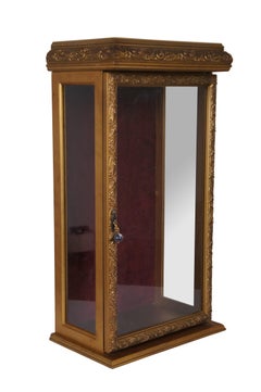 Vintage Gold Giltwood Foliate Tabletop Vitrine Display Case Curio Cabinet 21"