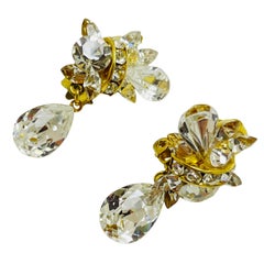 Vintage gold glass designer runway clip on earrings
