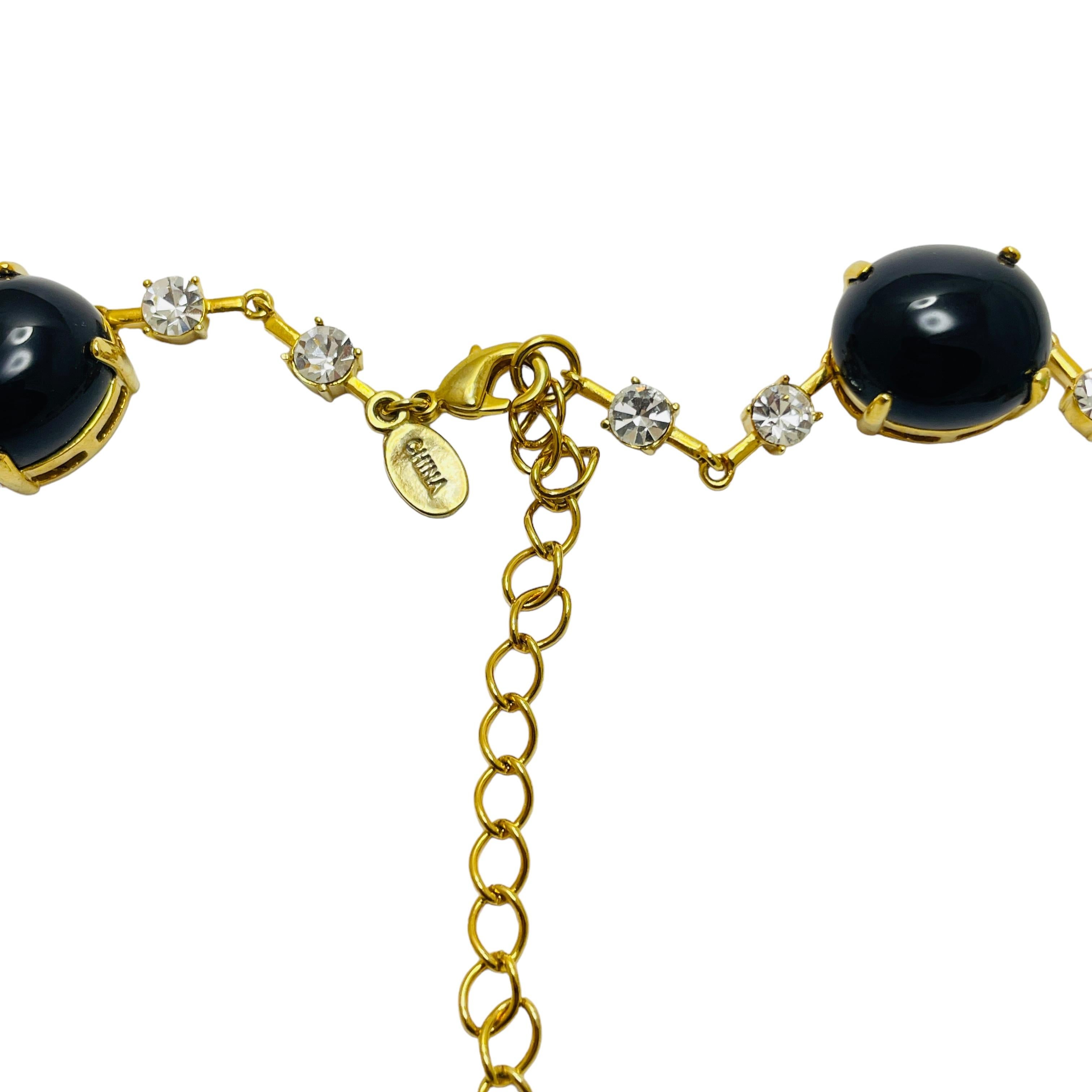 Collier de designer en verre doré pour défilé de mode Bon état - En vente à Palos Hills, IL