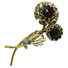 Vintage gold glass flower designer brooch