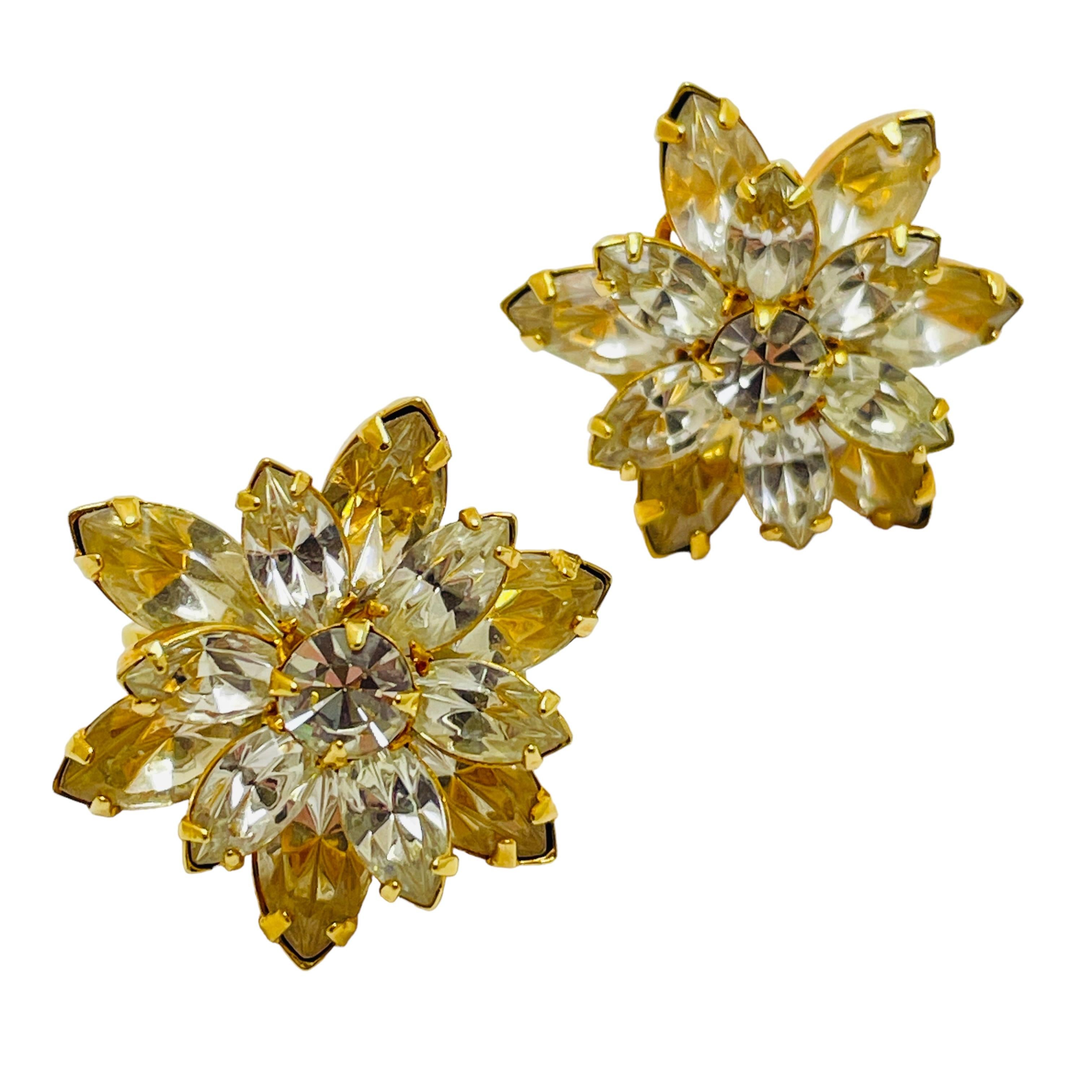 Vintage gold glass flower designer clip on earrings
