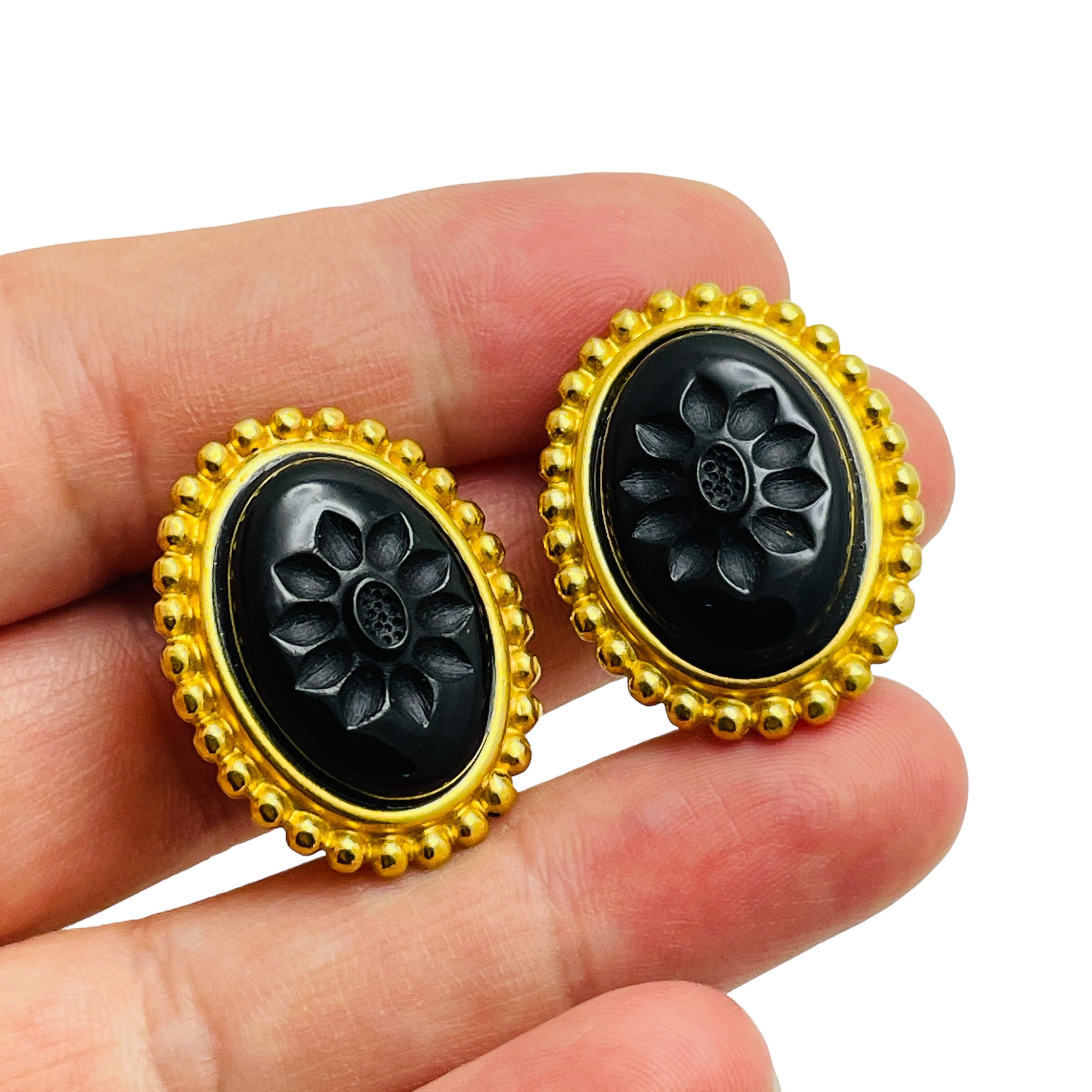 Vintage Goldglas-Blumen-Designer-Laufsteg-Ohrclips an Ohrringen, Vintage Damen im Angebot