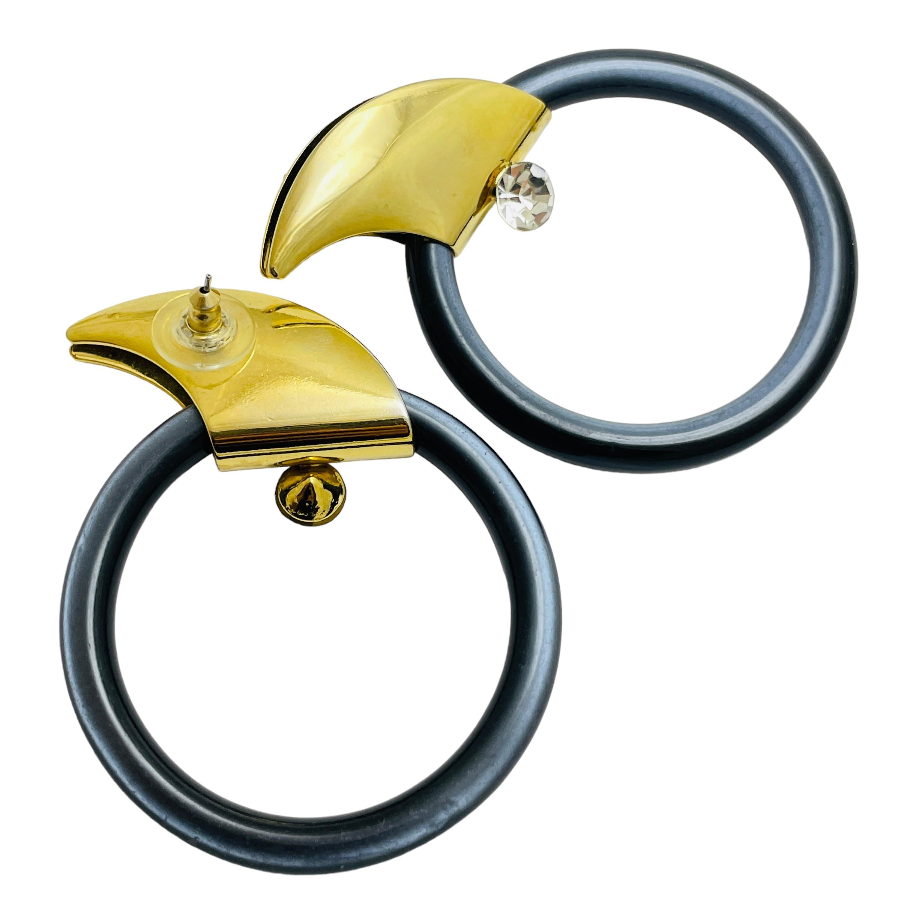 Vintage gold glass large modernist designer runway earrings In Good Condition For Sale In Palos Hills, IL