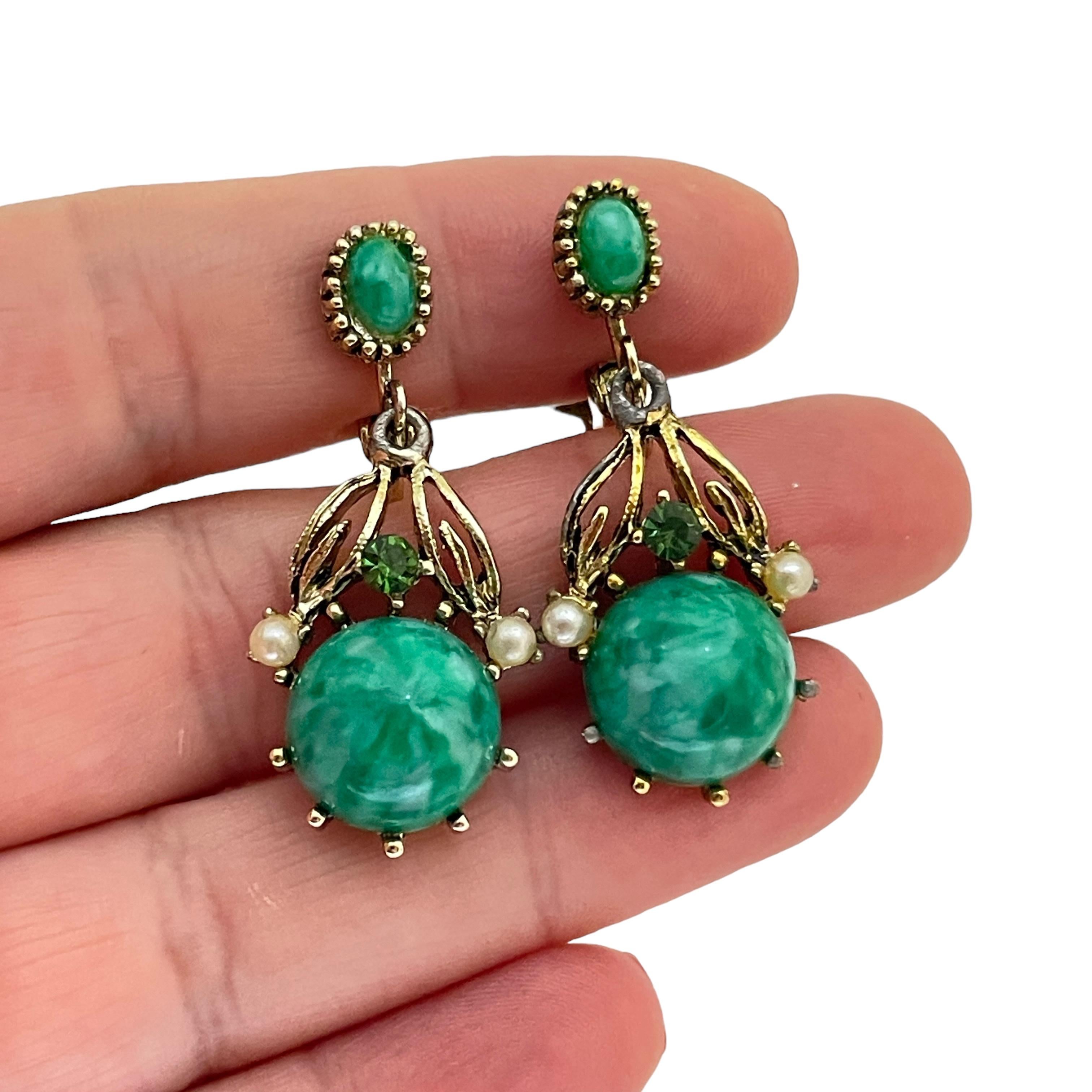 De las mujeres Pendientes de clip de diseño con gota de falso jade verde dorado vintage en venta