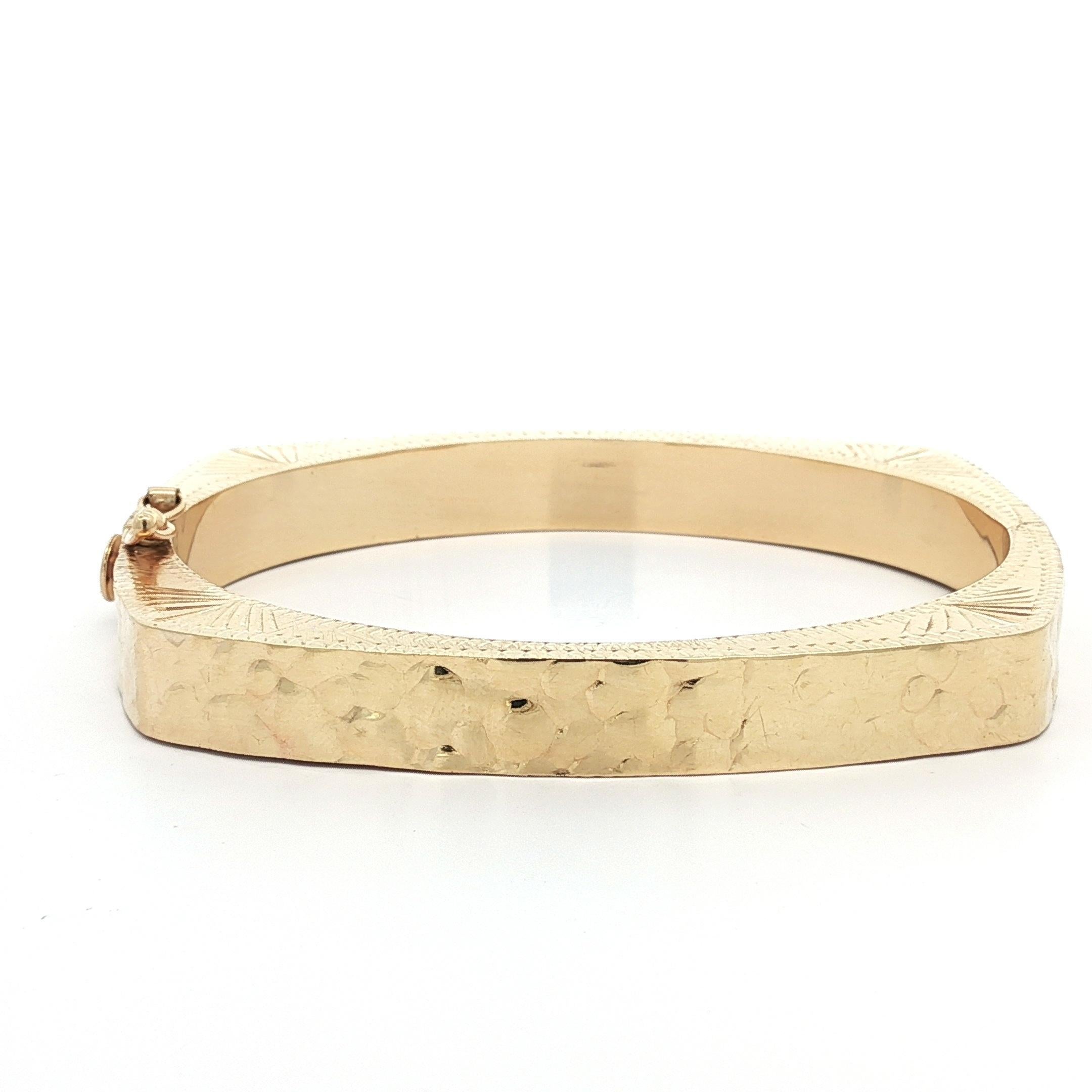 Material: Solid 14k Yellow Gold
Weight: 19.6 Grams
Size: Will fit up to a 6.5 inch wrist (inside diameter is 6