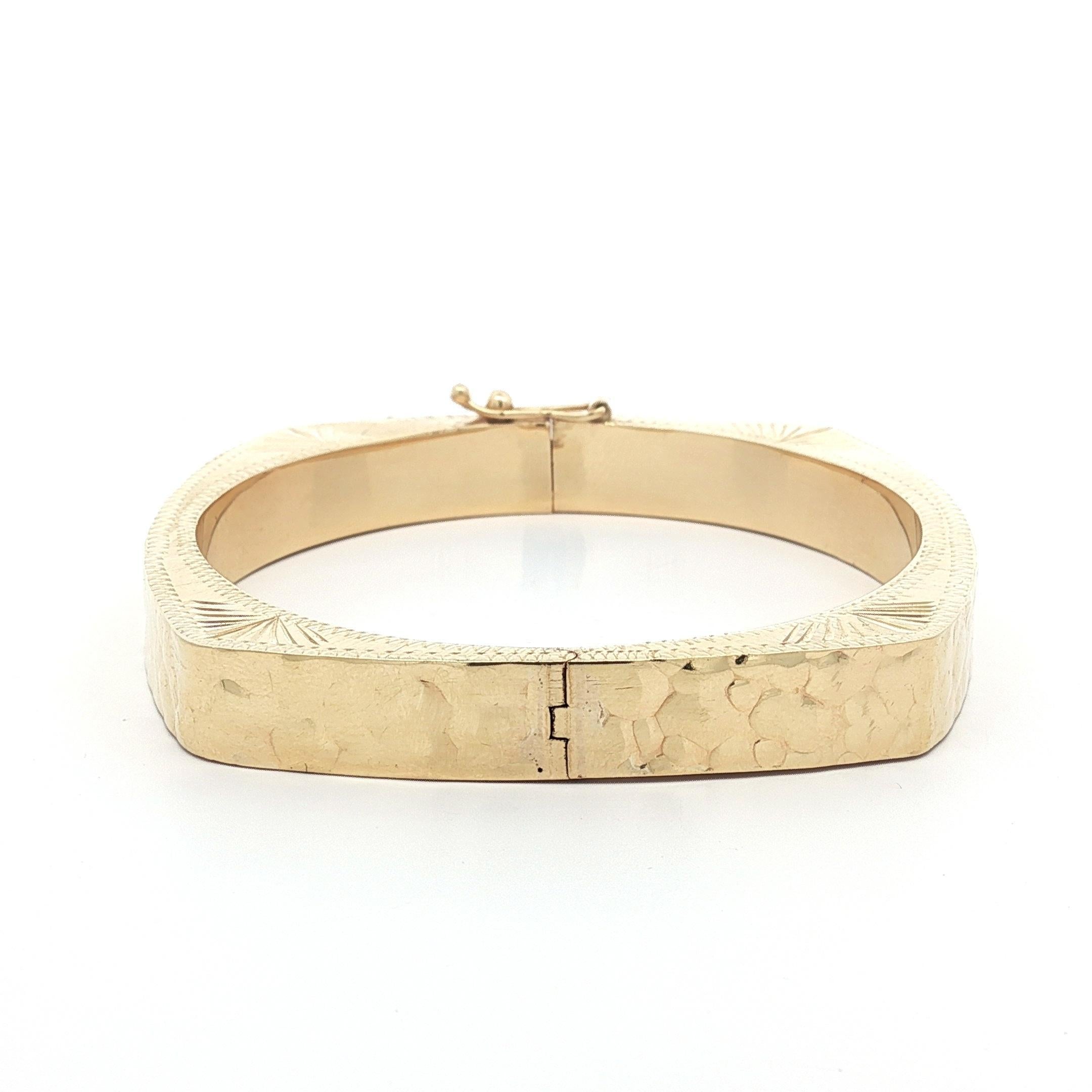 Women's Vintage Gold Hammered Finish & Hand Engraved Square Open Hinged Bangle Bracelet For Sale