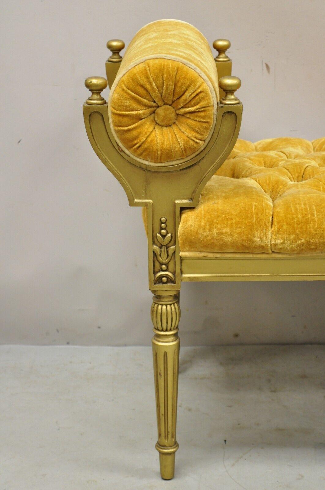 Vintage Gold Hollywood Regency French Style Window Bench with Tufted Upholstery In Good Condition In Philadelphia, PA
