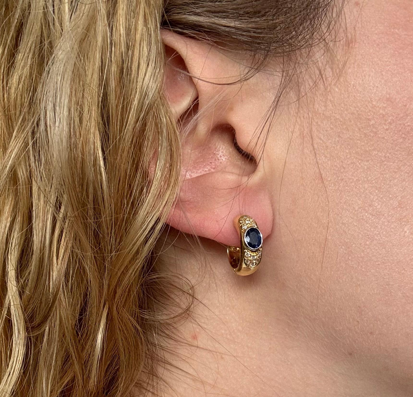 Brilliant Cut Vintage gold hoop earrings with sapphires and diamonds. For Sale