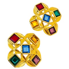 Gold-Schmuckglas-Ohrringe mit Malteserkreuz aus Gold