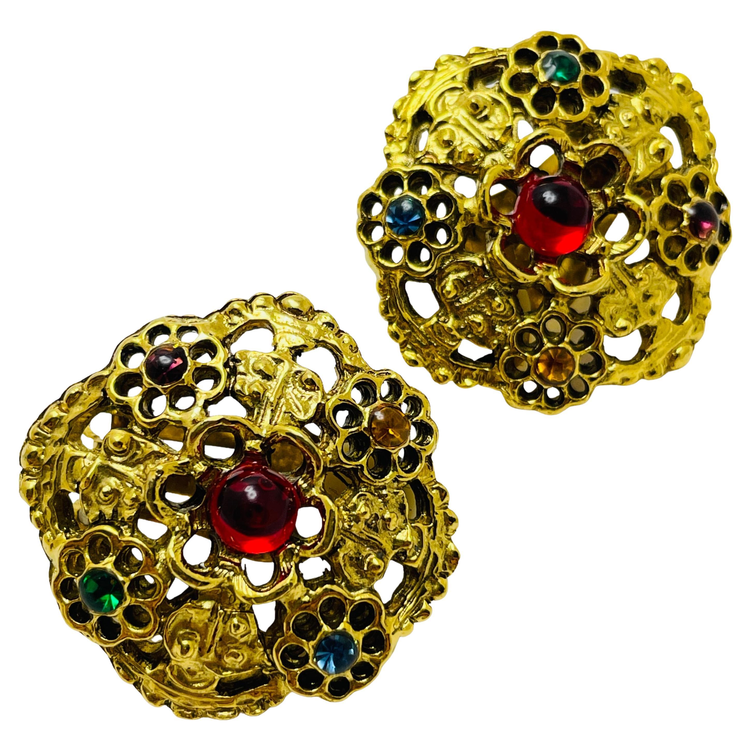 Vintage gold jewel mogul designer runway clip on earrings For Sale