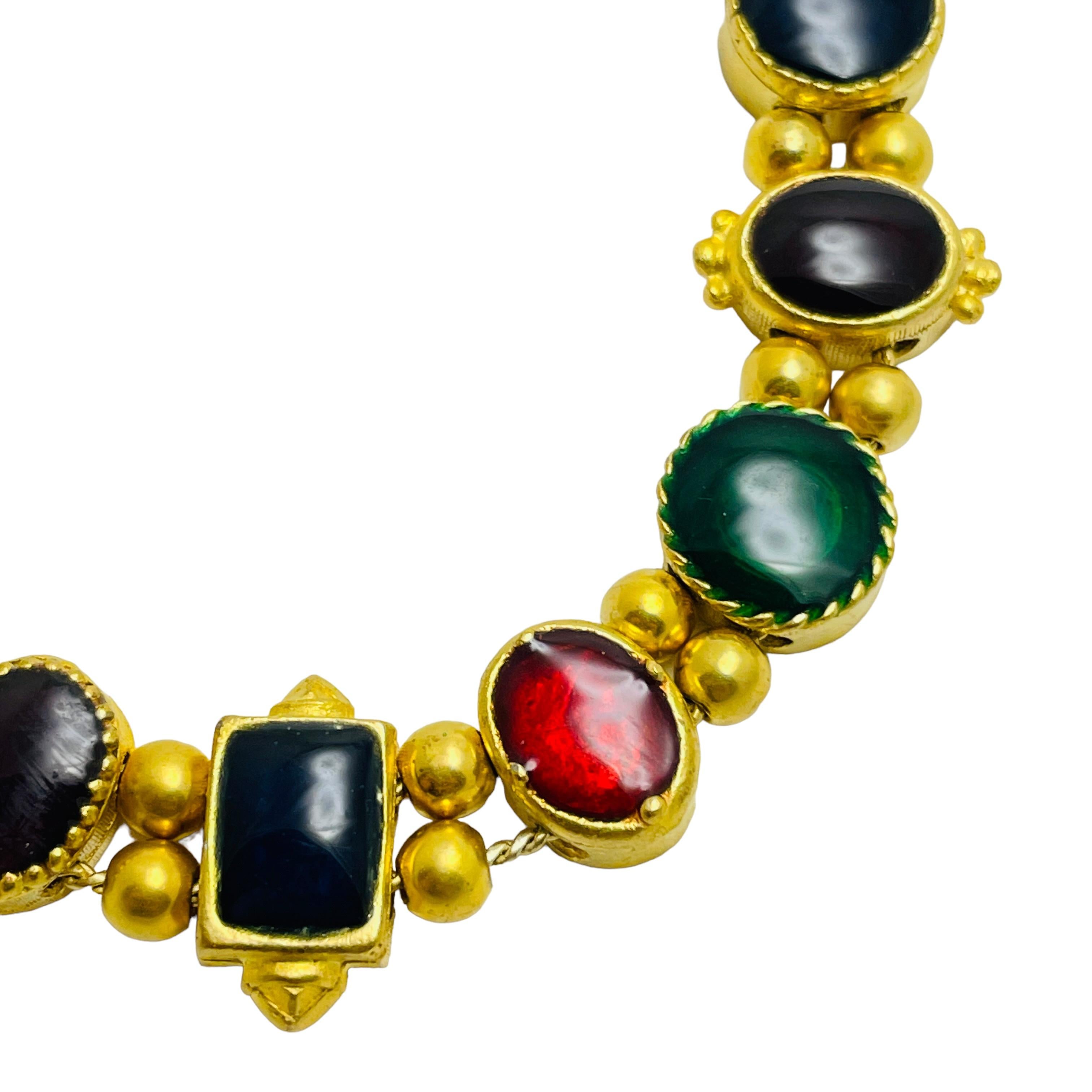 Vintage gold jewel red blue green slide charm bracelet For Sale 1