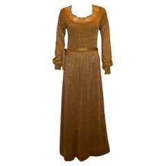 Robe vintage en tricot doré