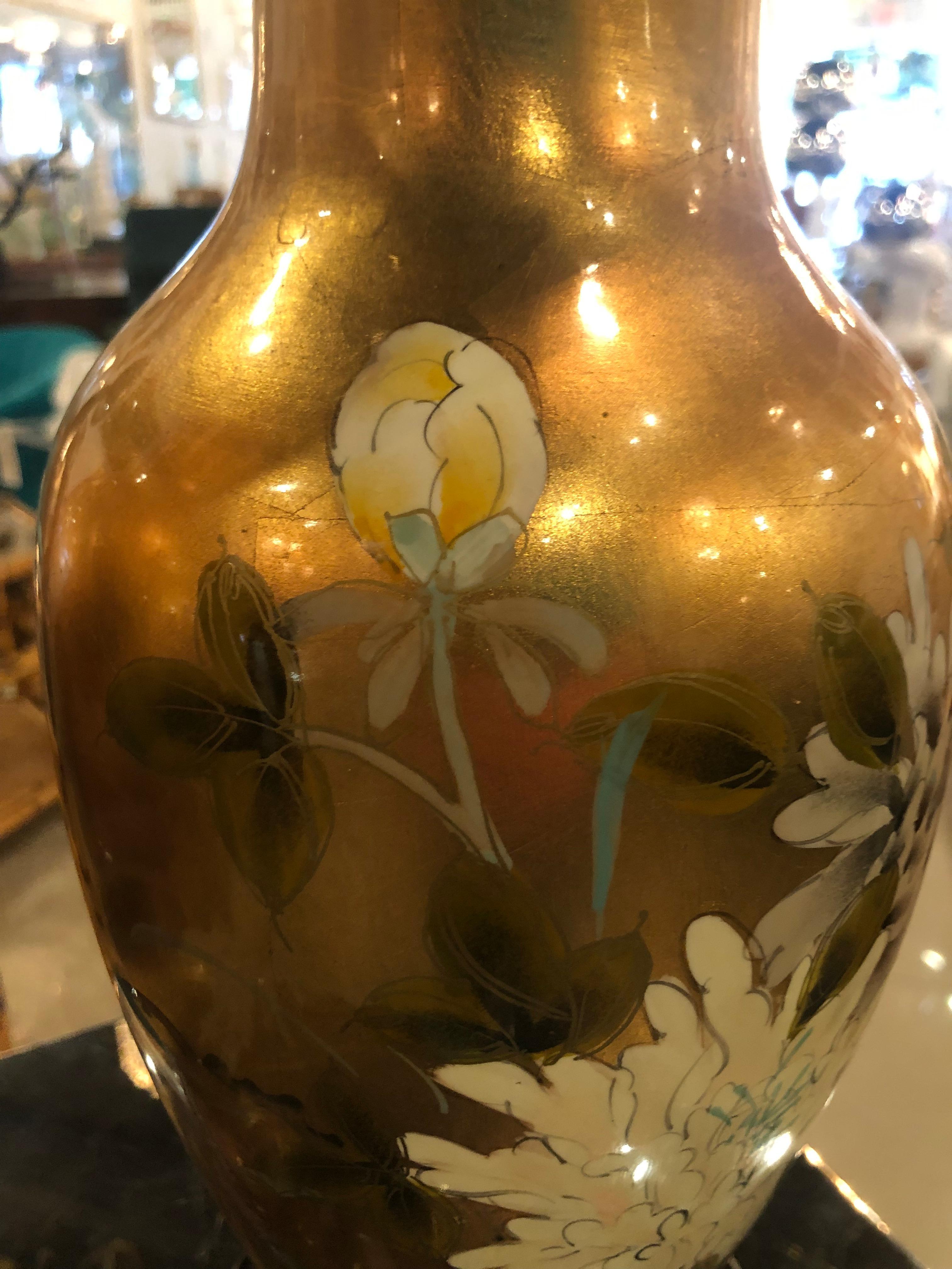 Vintage Gold Leaf Bird Floral Chinoiserie Table Lamps a Pair Newly Restored In Good Condition For Sale In West Palm Beach, FL