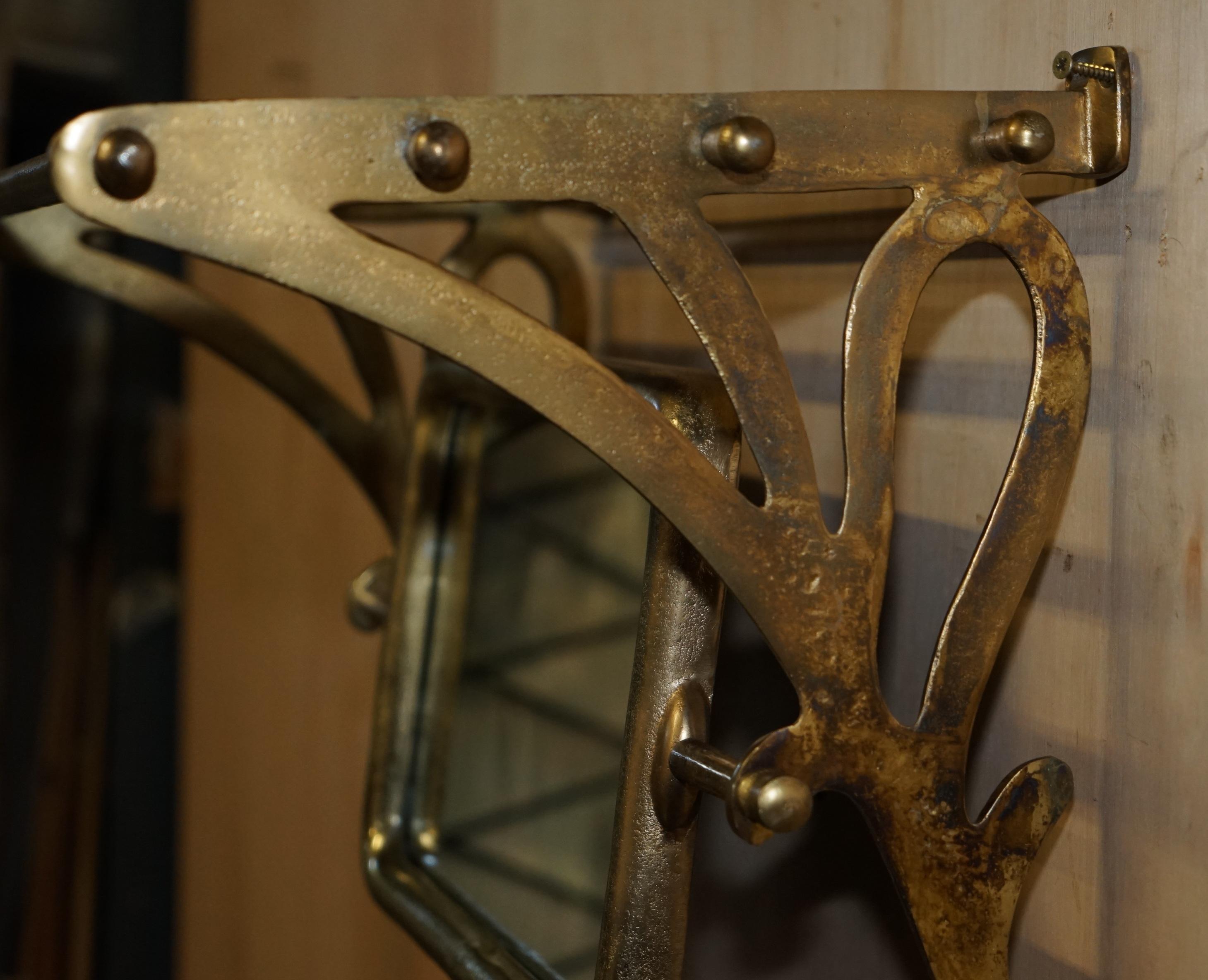 ViNTAGE GOLD LEAF PORMANTEAU LUGGAGE RACK COCK & CHEVAL MIRROR POUR ENTRANCE Bon état à West Sussex, Pulborough