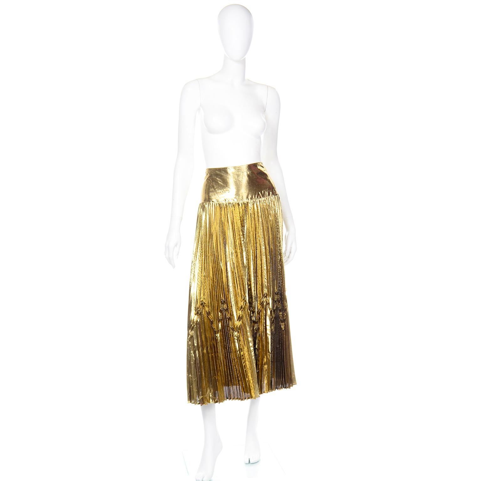 gold pleated skirt