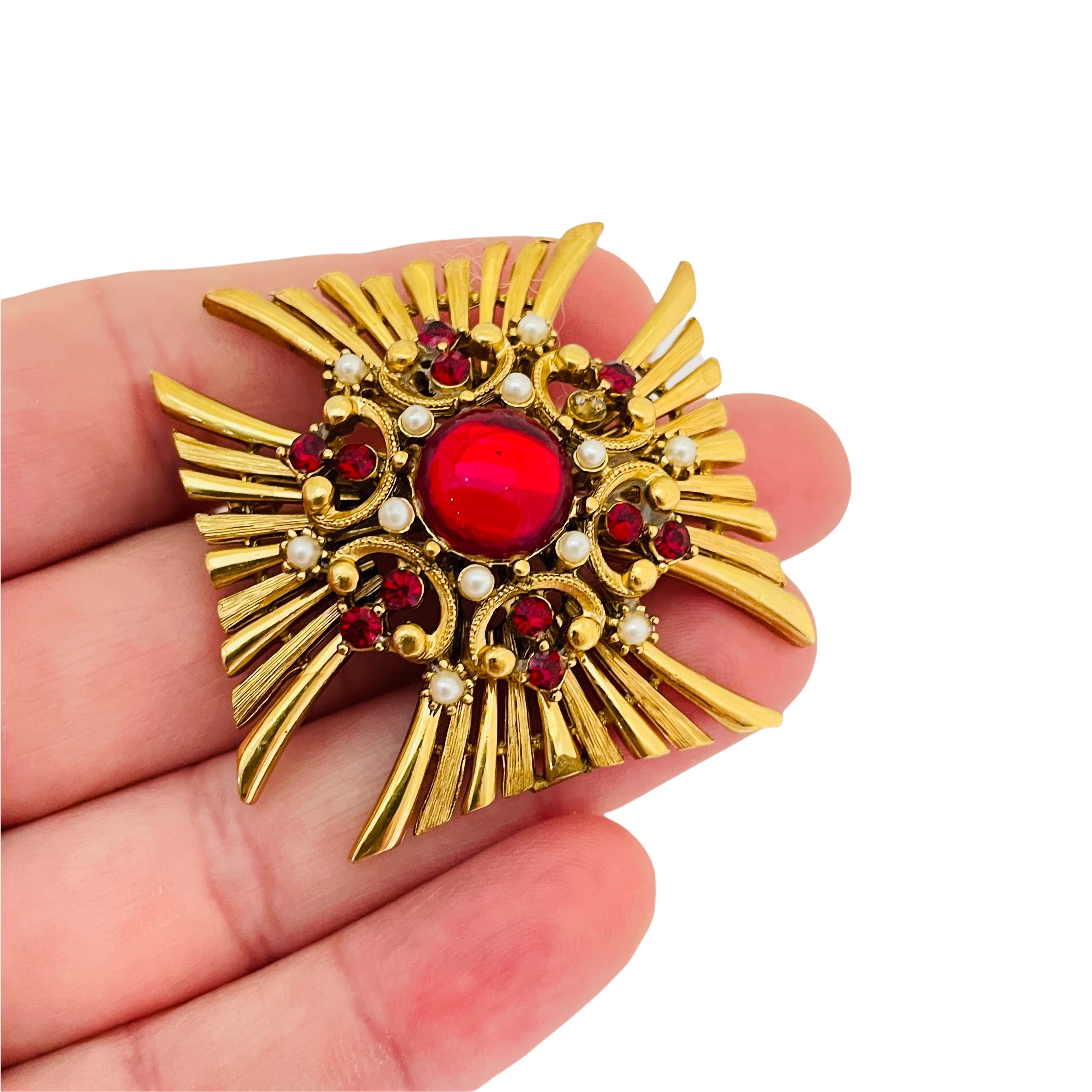 Vintage gold Maltese cross red glass rhinestone pearl designer brooch  In Good Condition For Sale In Palos Hills, IL