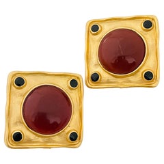 Vintage gold massive etruscan designer runway clip on earrings