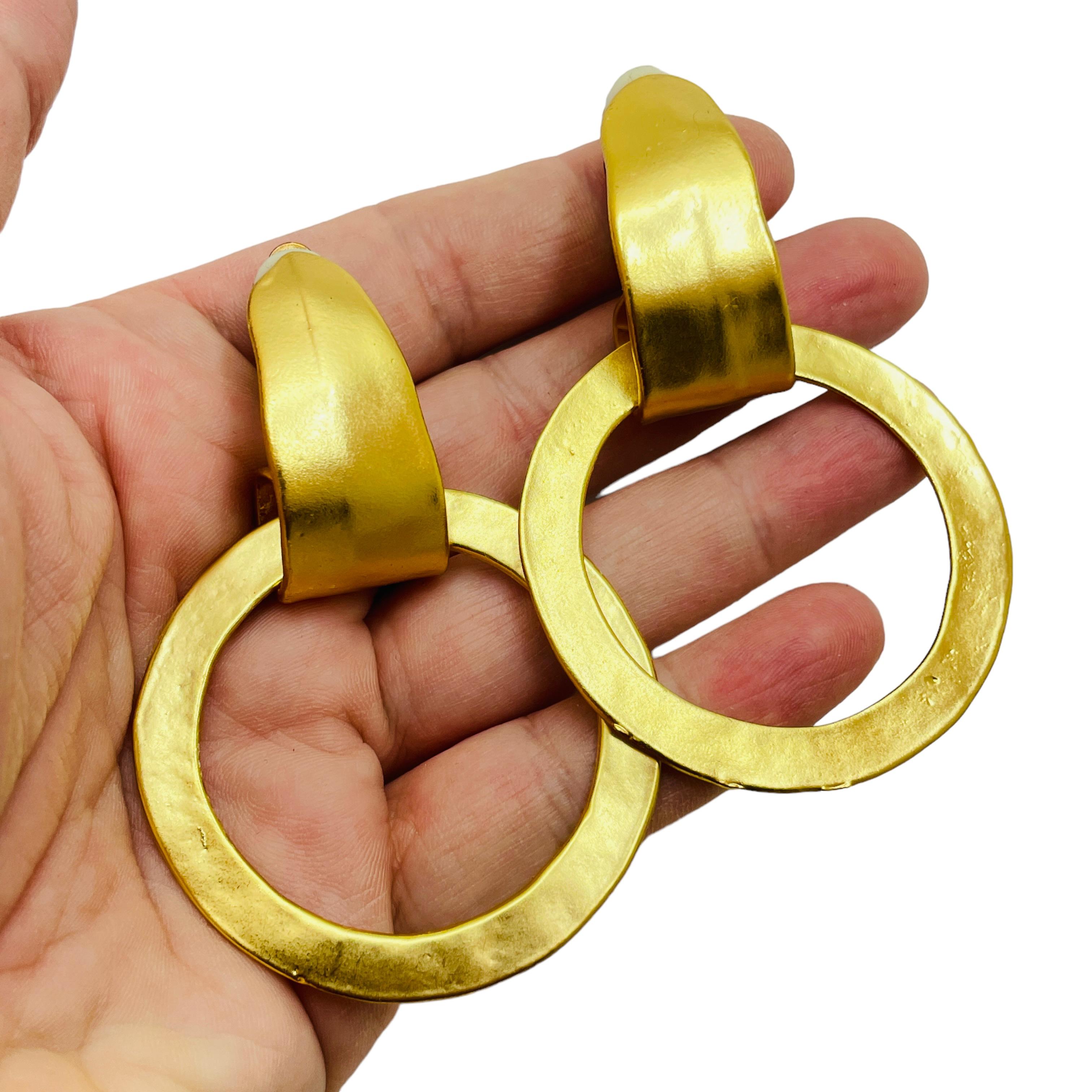 Women's or Men's Vintage gold matte modernist door knocker clip on earrings For Sale