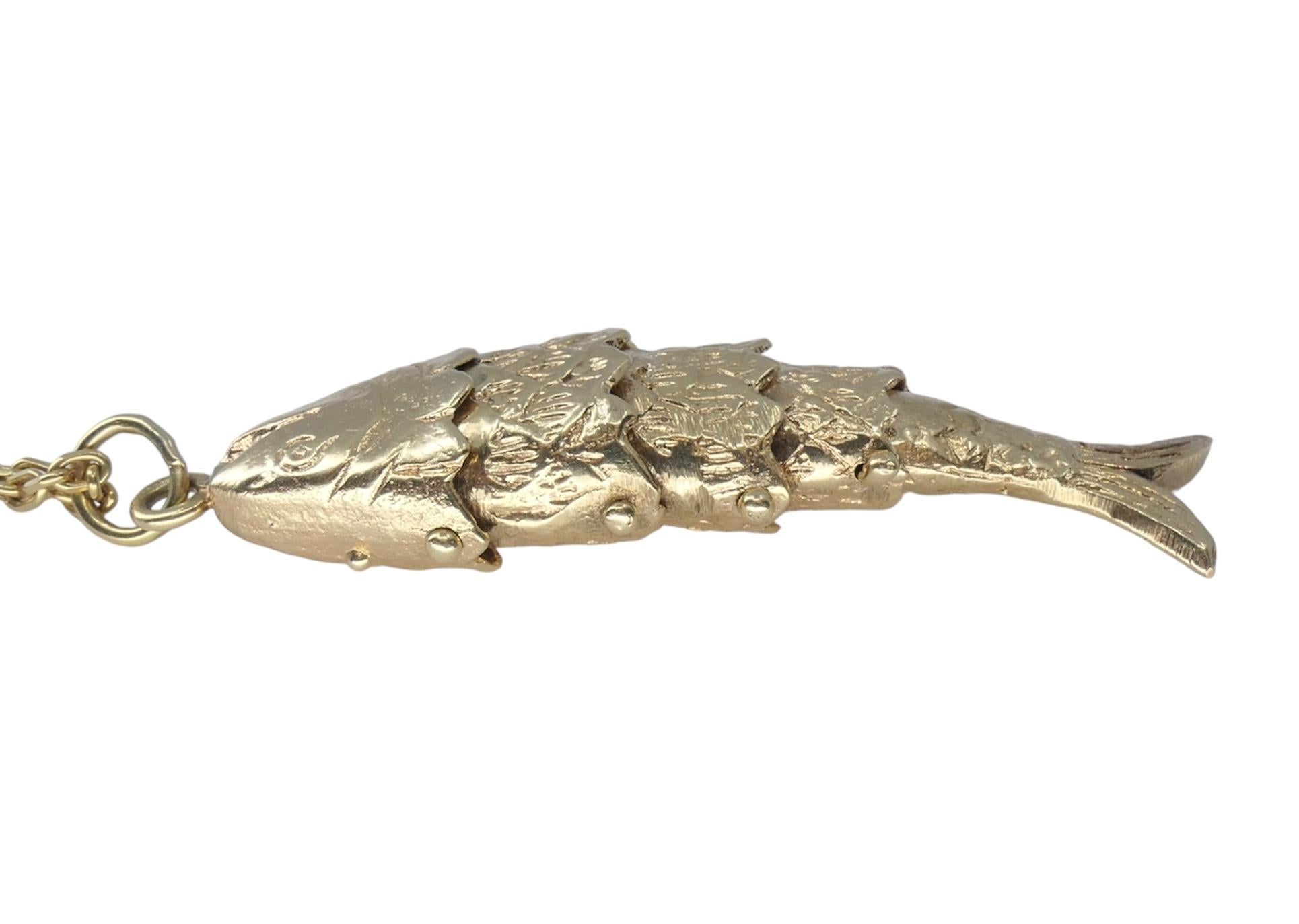 Collana con ciondolo a forma di pesce meccanico in oro vintage 4