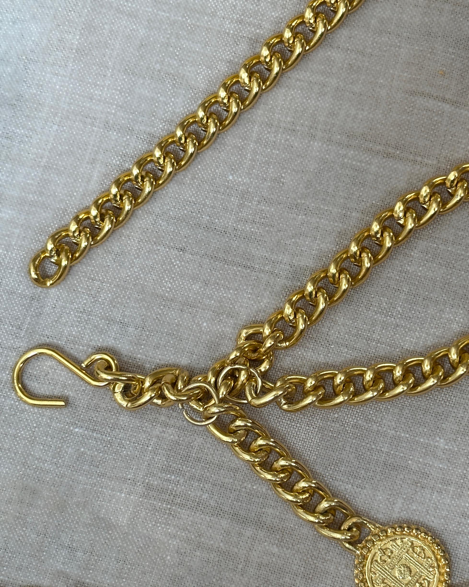 Vintage Gold Medallion Chain Belt 9