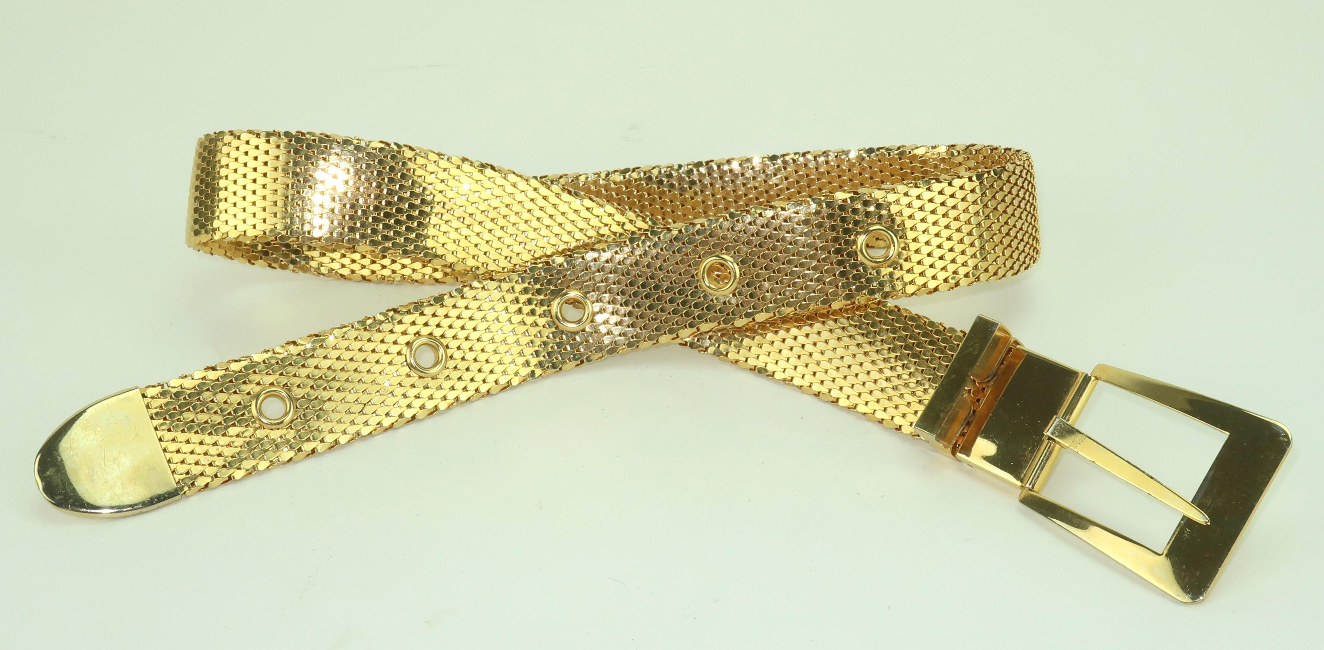 Vintage Gold Mesh Belt In The Manner Of Whiting & Davis In Good Condition In Atlanta, GA