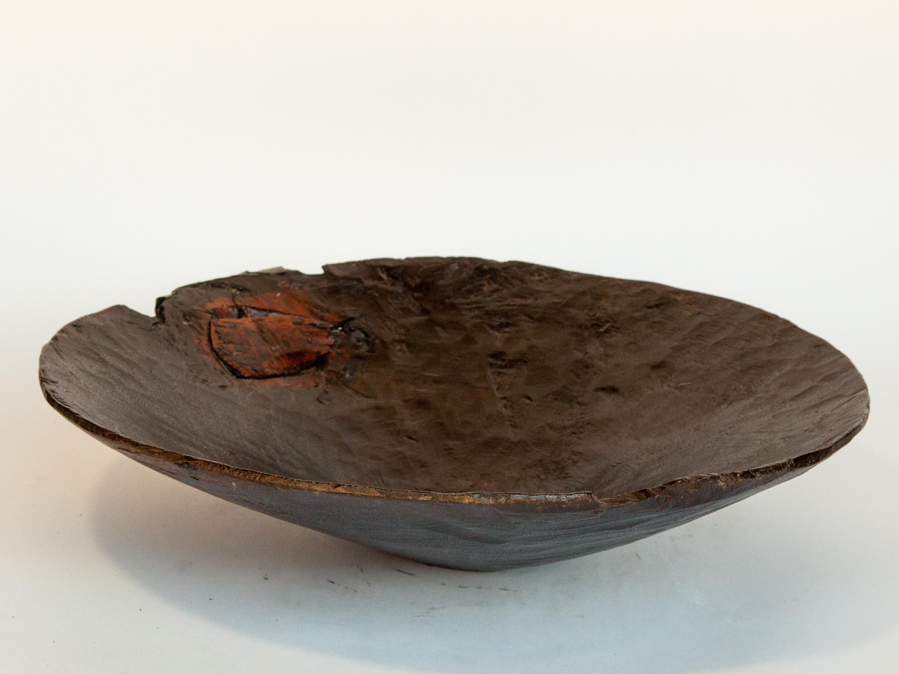 Vintage Gold Panning Tray / Bowl from Northeast Thailand, Mid-Late 20th Century In Fair Condition In Point Richmond, CA