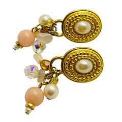 Pendientes vintage dorados de perlas colgantes estilo etrusco con clip