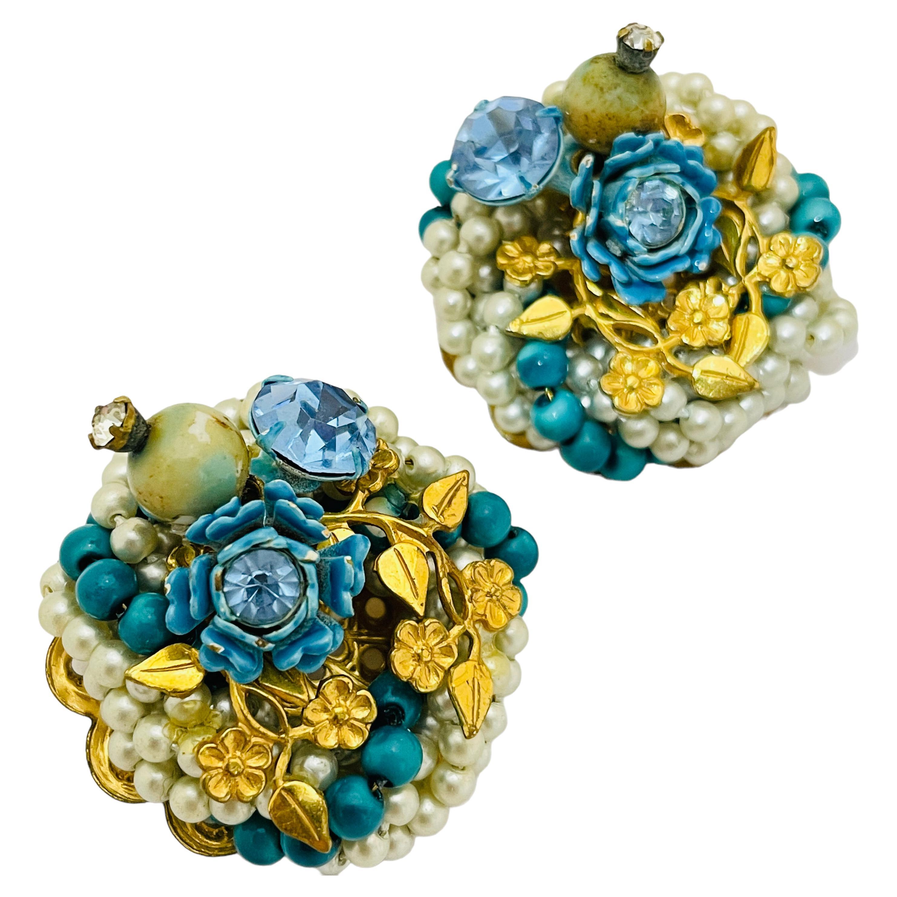 Vintage gold pearl rhinestone flower beaded designer clip on earrings